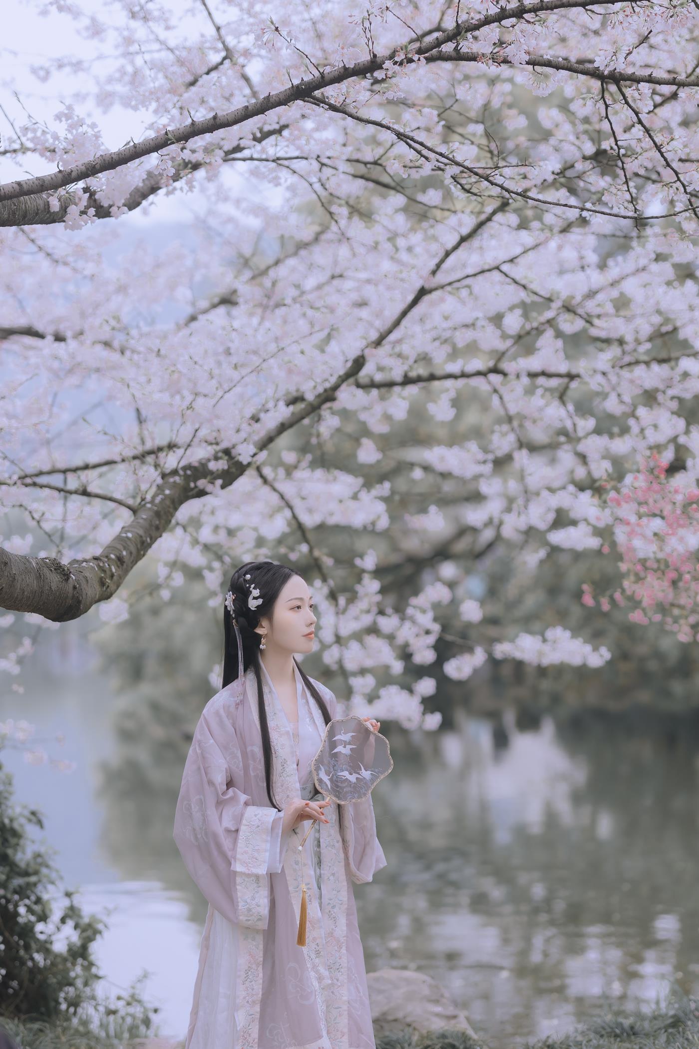 [YITUYU艺图语] 2022.01.14 樱花落 Joyceee [26P/176MB]