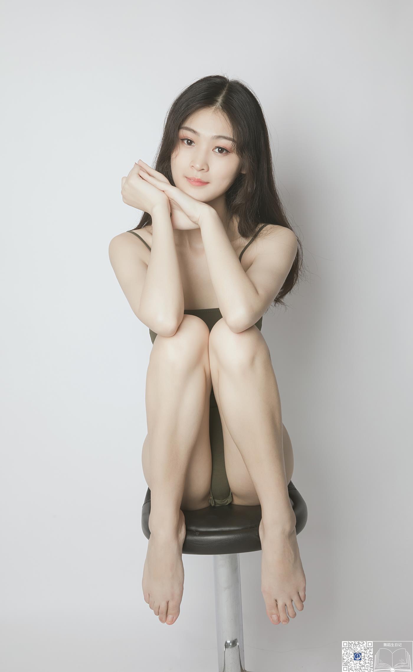 舞蹈生日记 112 刊 一宁[31P/287MB]