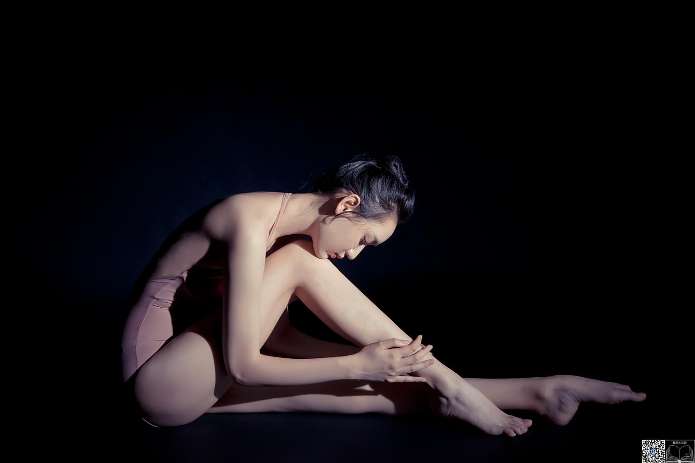 [GALLI嘉丽]舞蹈生日记 2021.01.07 POPPY [34P/242MB]