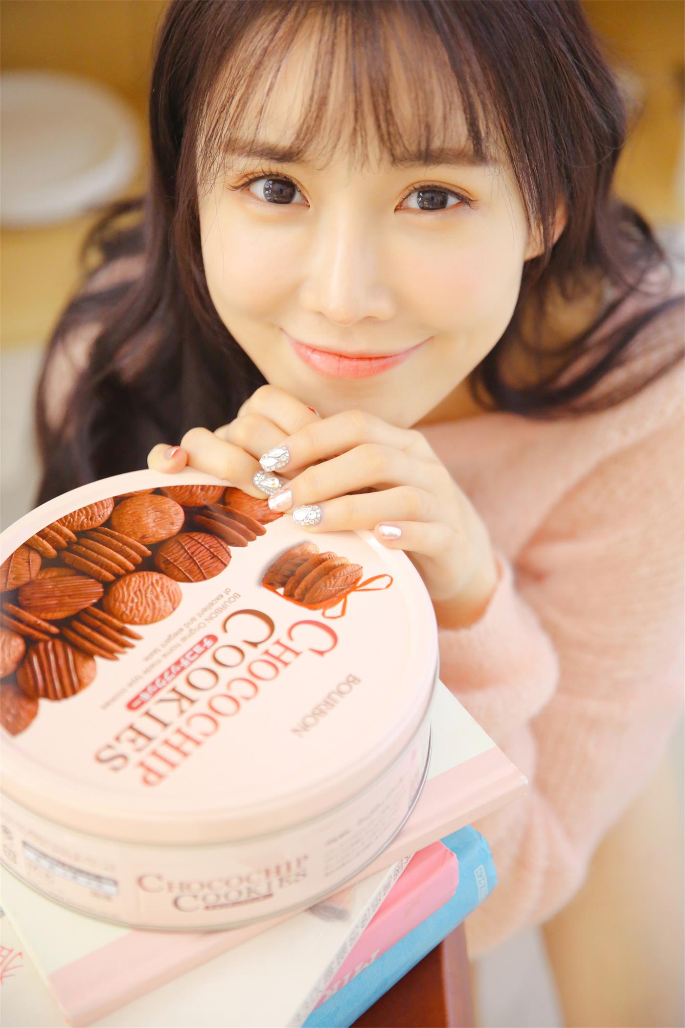 [YALAYI雅拉伊] 2022.10.24 NO.982 飘逸身姿[29P/237MB]