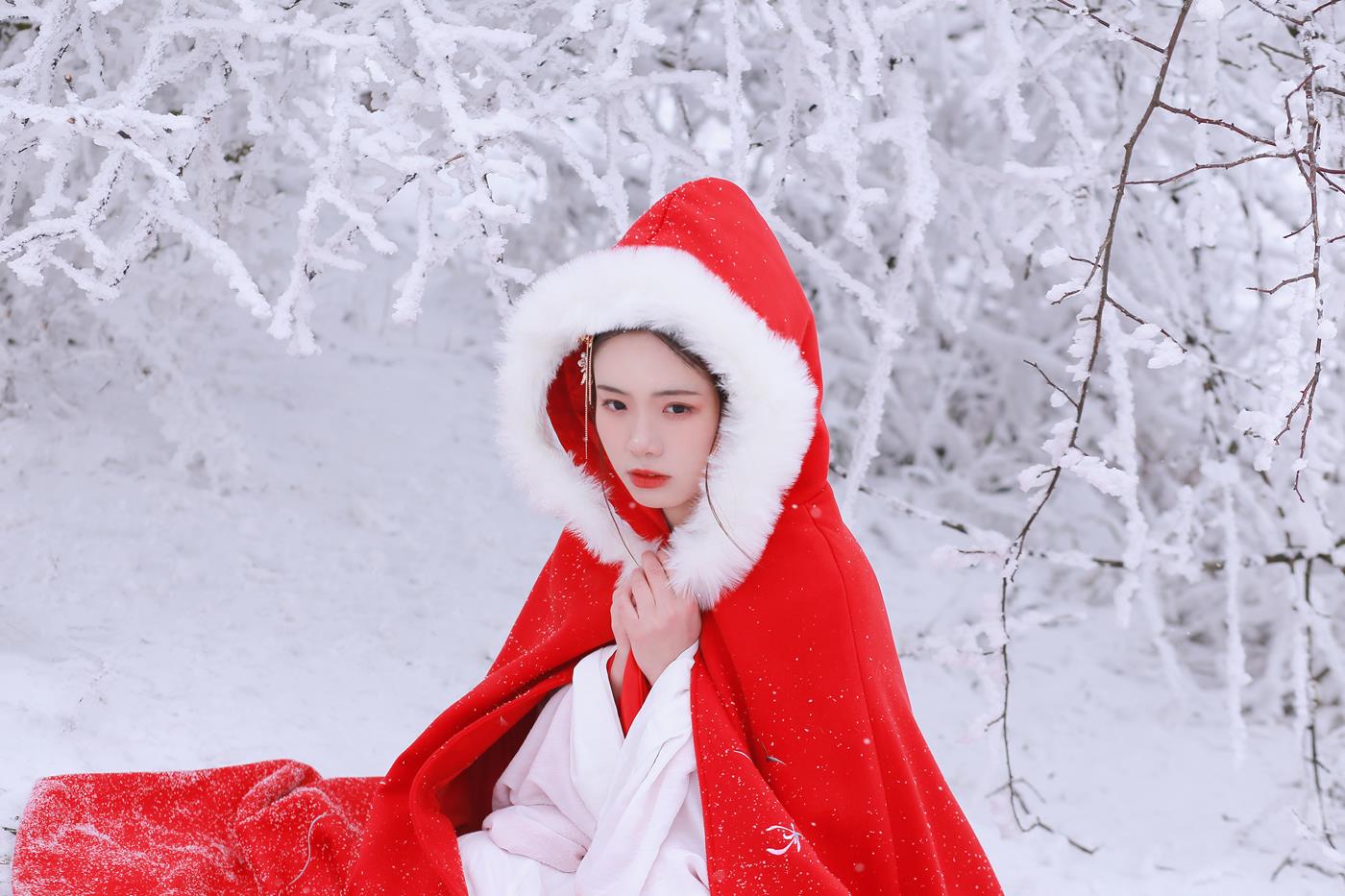 [YITUYU艺图语] 2021.12.25 大雪 沂越 [35P/308MB]