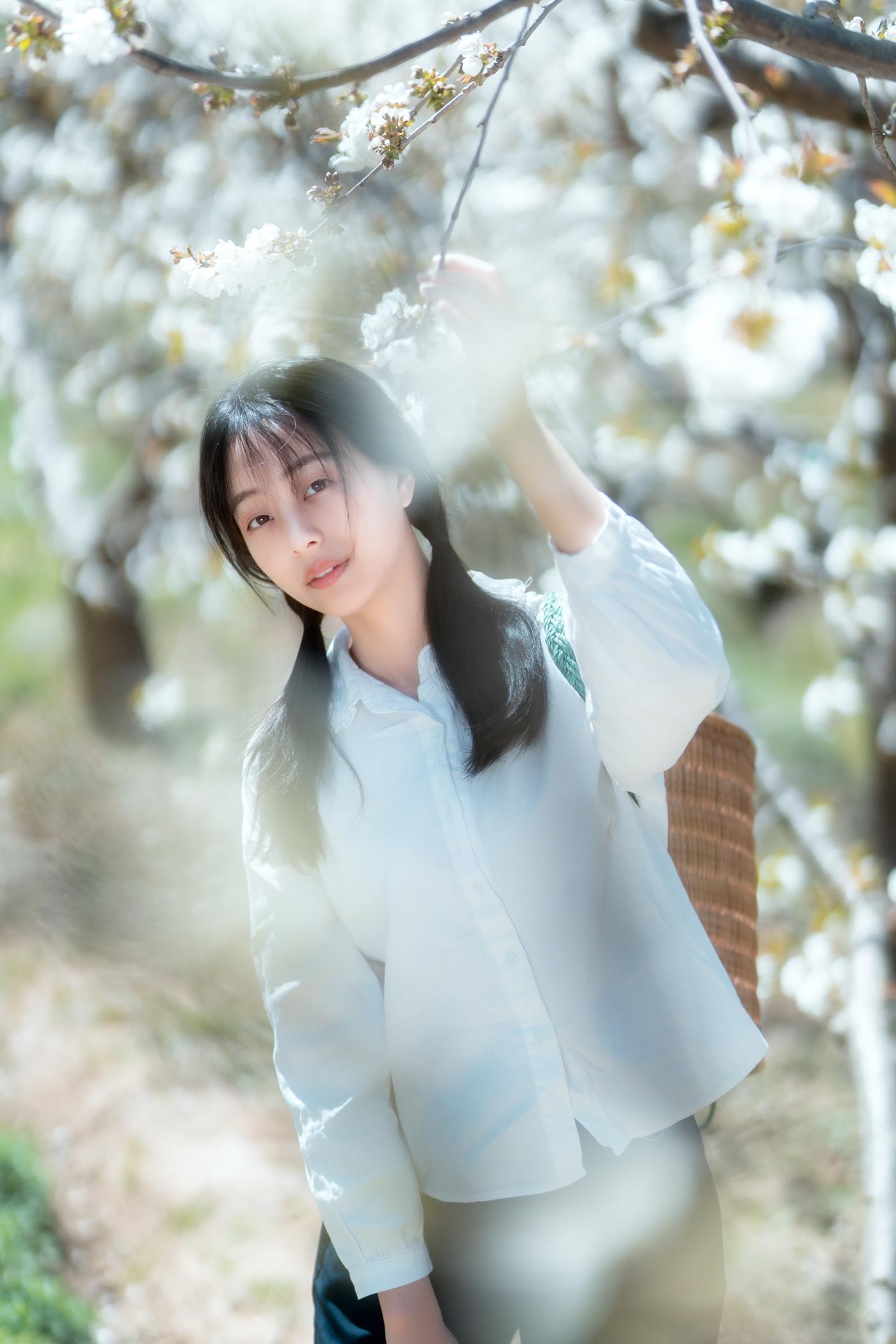 [YITUYU艺图语] 2021.12.27 故乡的小燕子 欢欢 [36P/588MB]