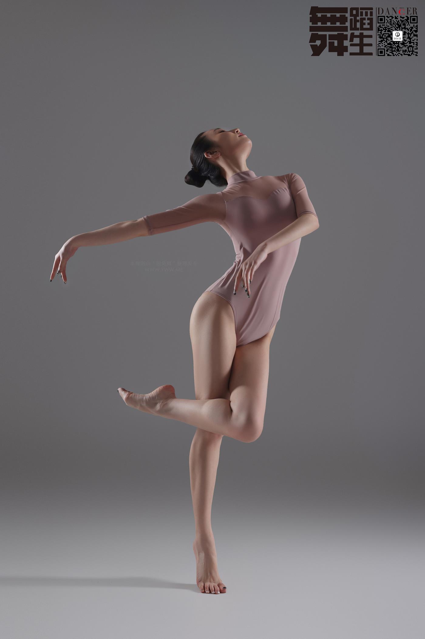 舞蹈生日记 2022.03.25 幻影[44P/295MB]