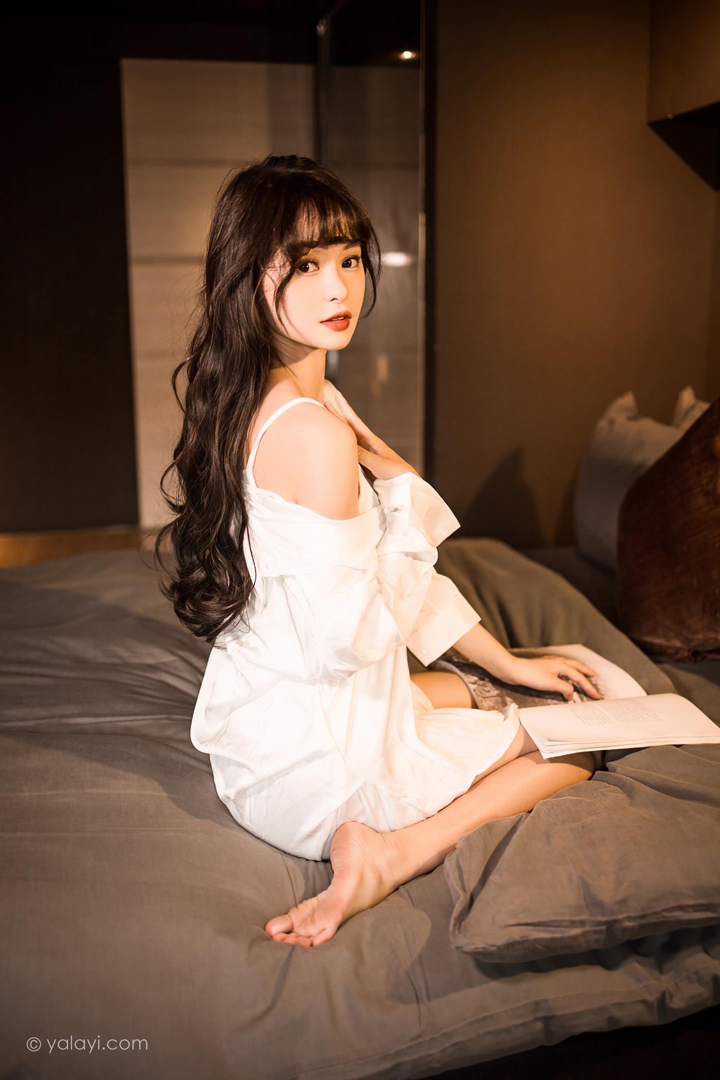 [YALAYI雅拉伊] 2022.10.25 NO.983 温润如玉 小亭[46P/571MB]