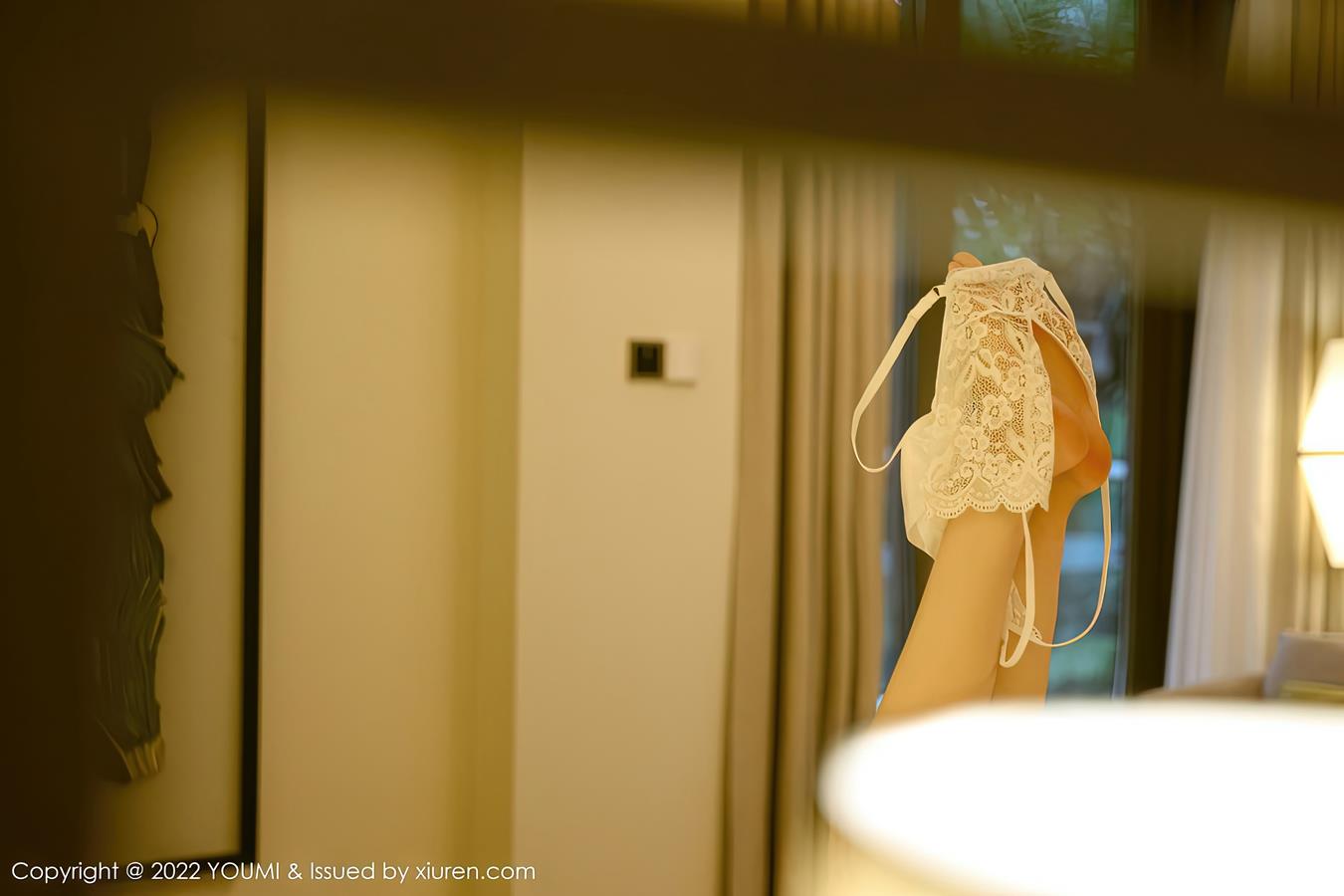 [YouMi尤蜜荟]2022.11.15 VOL.864 尤妮丝Egg[66+1P/537MB]