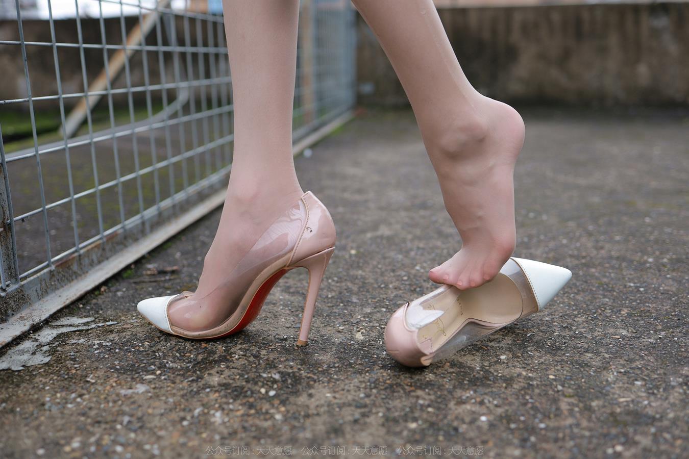 [IESS异思趣向] 2022.06.29 丝享家1132：团团《从你的世界路过》[84P/127MB]