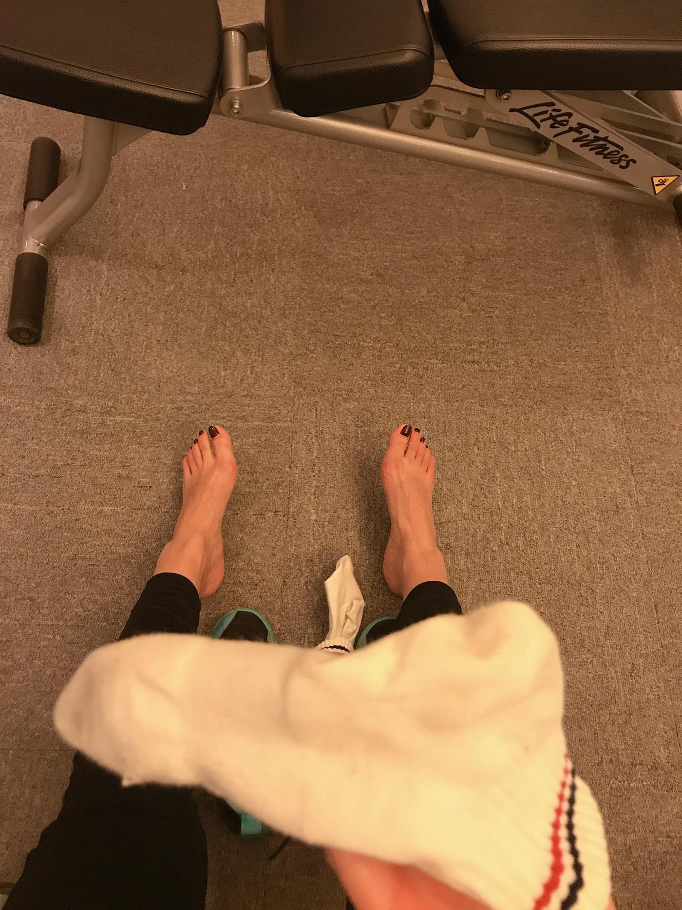 安乔乔儿(Nia乔乔)  健身房白袜[135P/468MB]