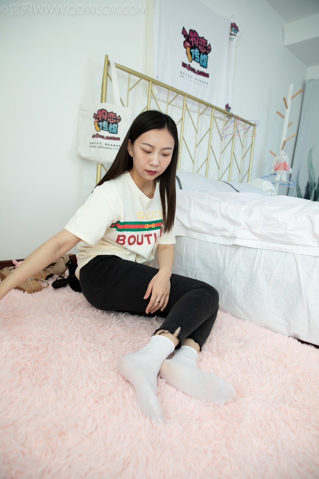 物恋传媒 NO.1313 盲盒[117P/1V/4.86GB]