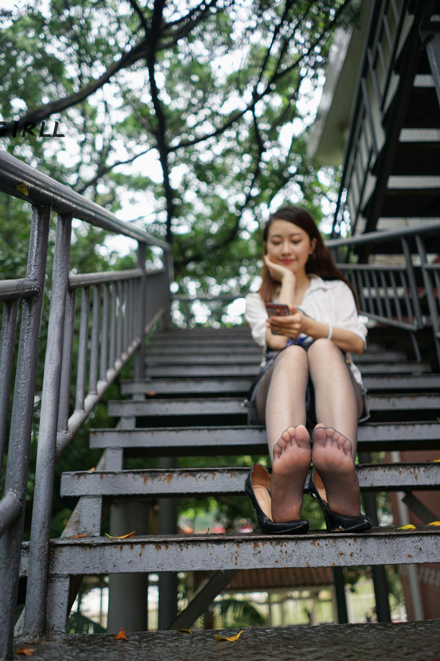 [MussGirl慕丝女郎]NO.274 绿茵楼梯 [111P/175MB]