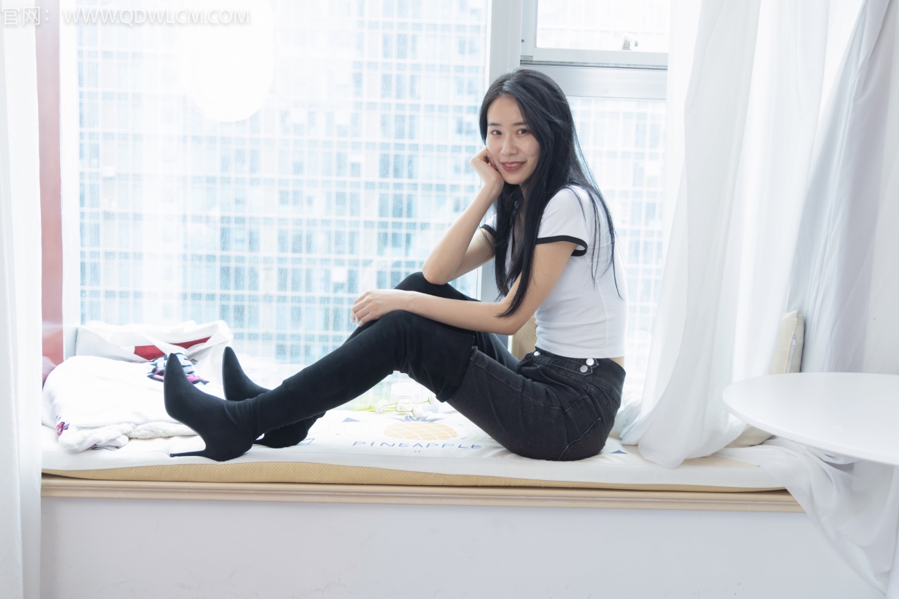 物恋传媒 NO.1304 菜菜-爱要坦荡荡[152P/1V/2.47GB]