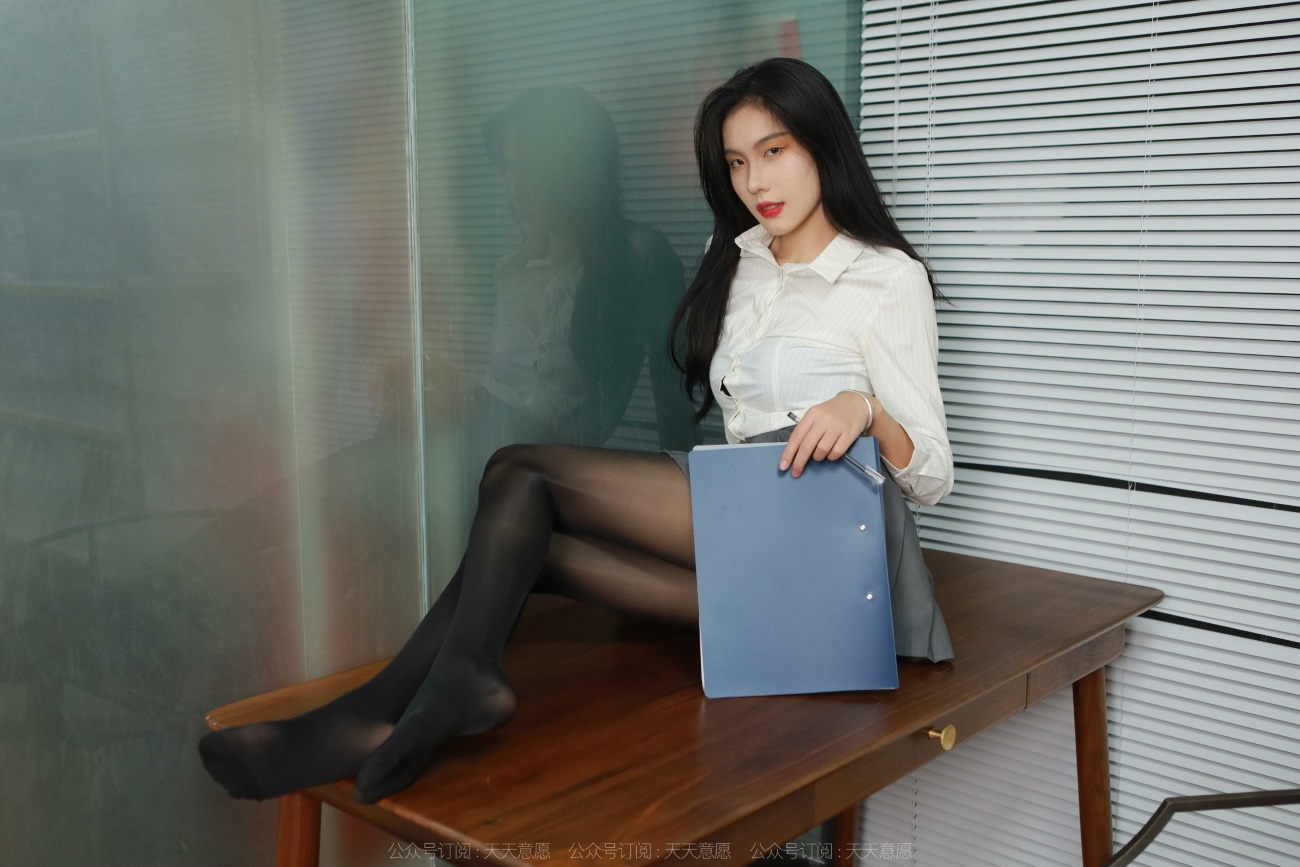 [IESS异思趣向] 耽丝 221027胆胆 [95P/121MB]