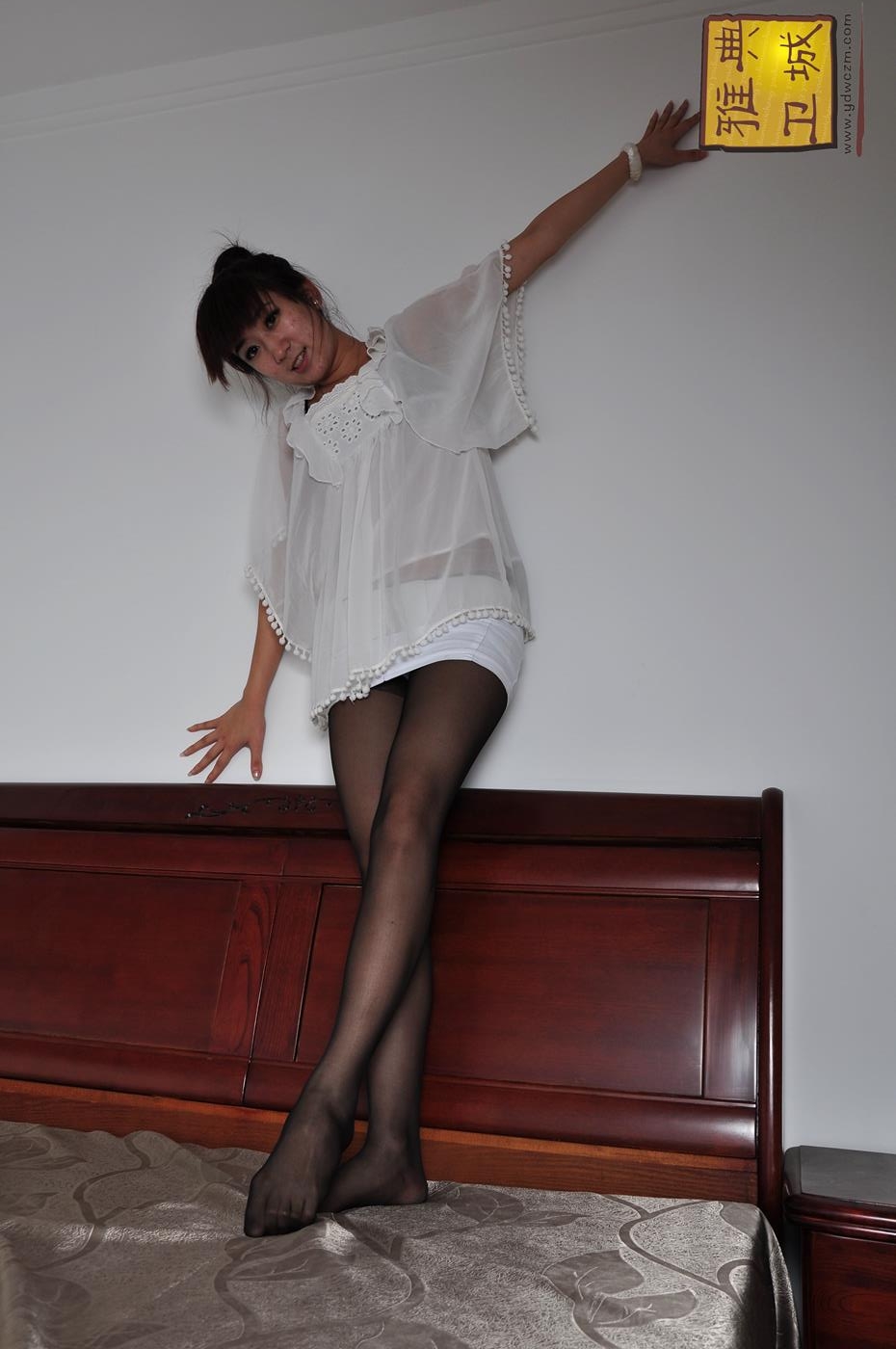 雅典卫城 013 黑丝白裙 [145P/161M]