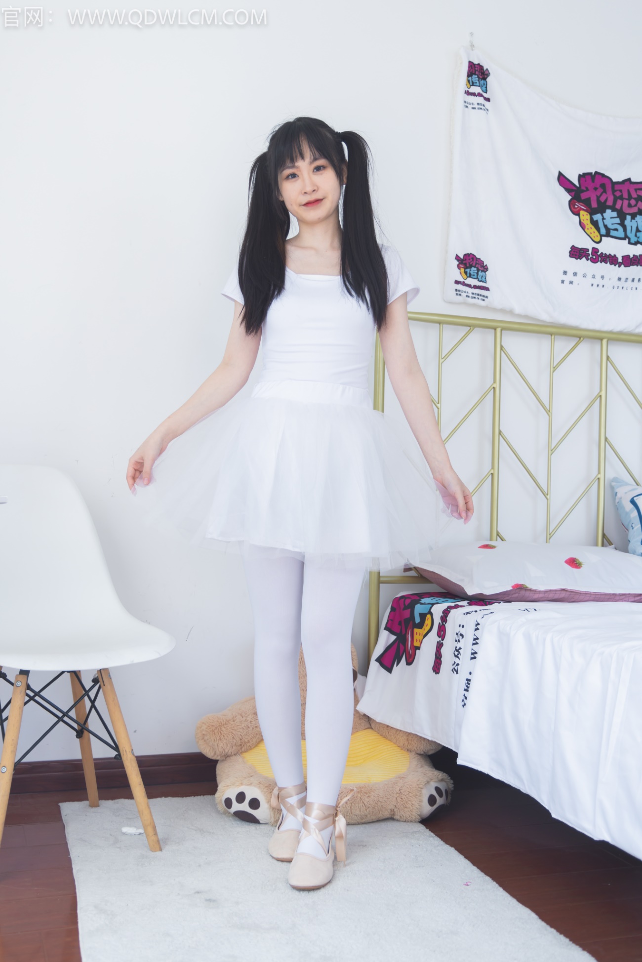 物恋传媒 NO.1361 兮兮-梦幻芭蕾[151P/1V/3.17GB]