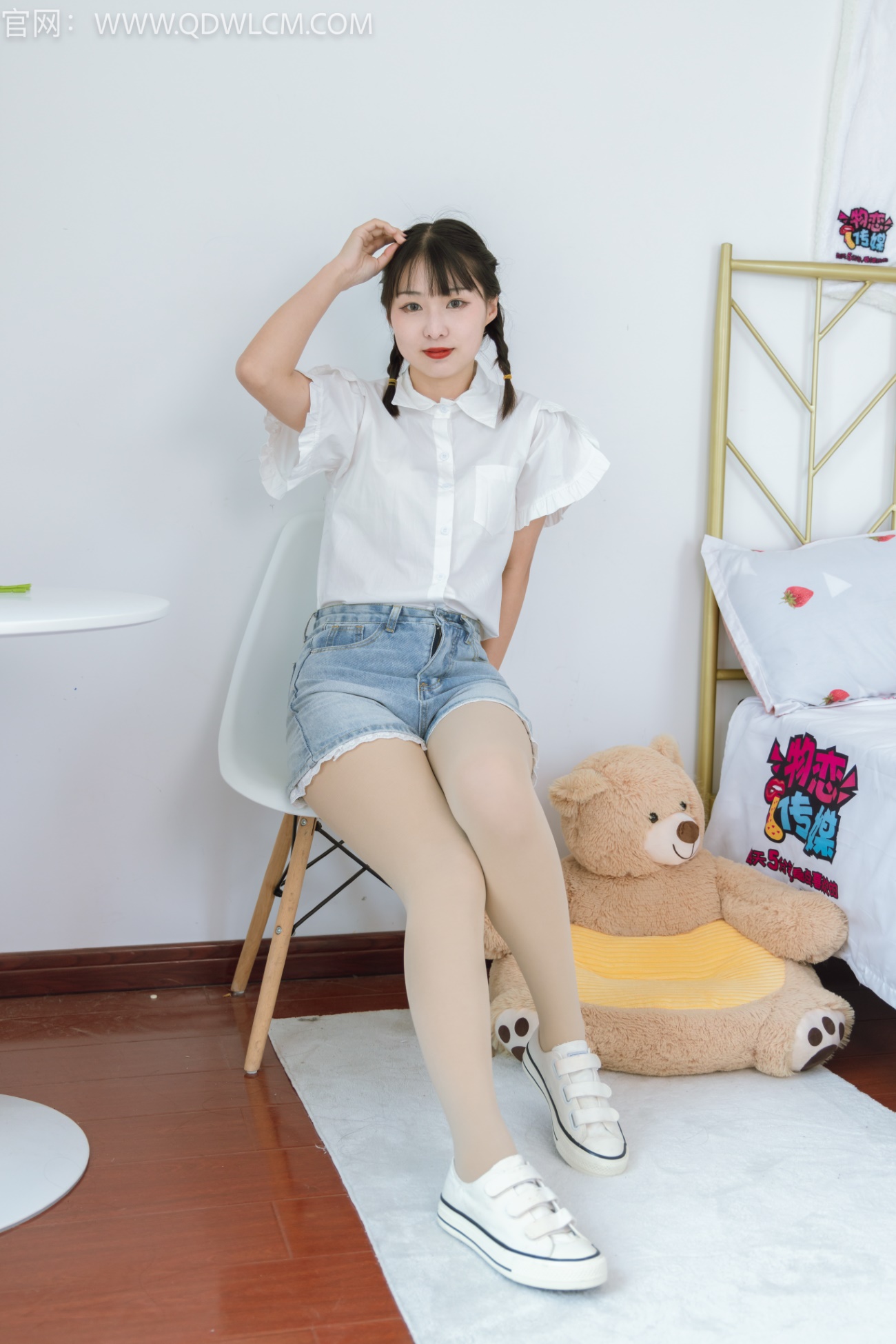 物恋传媒 NO.1370 月心-幻想圆舞曲[140P/1V/3.51GB]