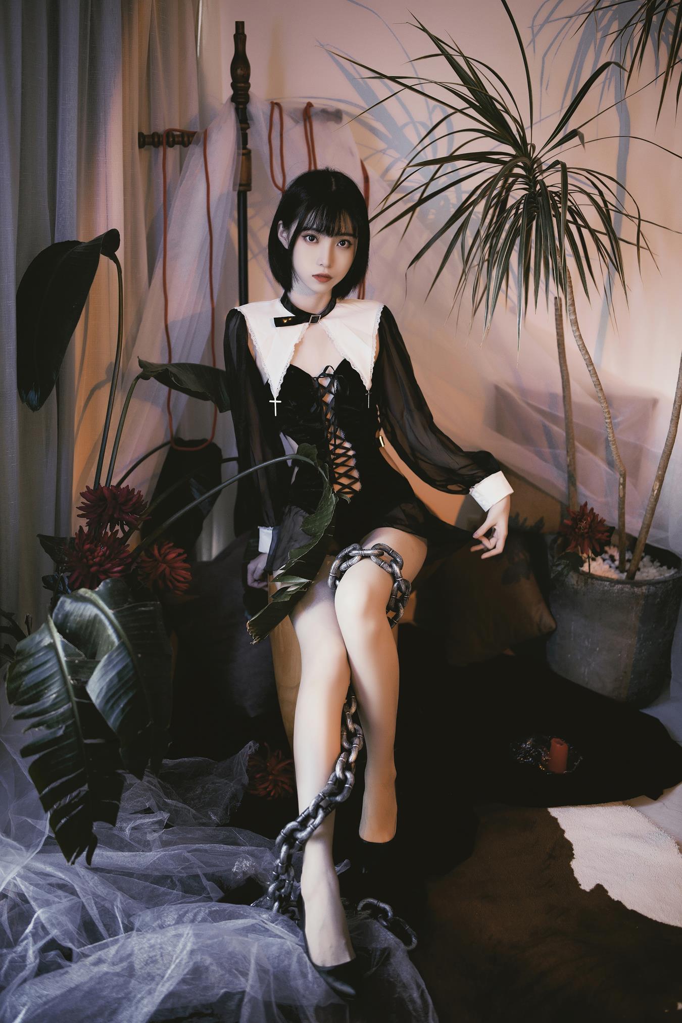 许岚(叁月life) - 修女创作[37P/416MB]