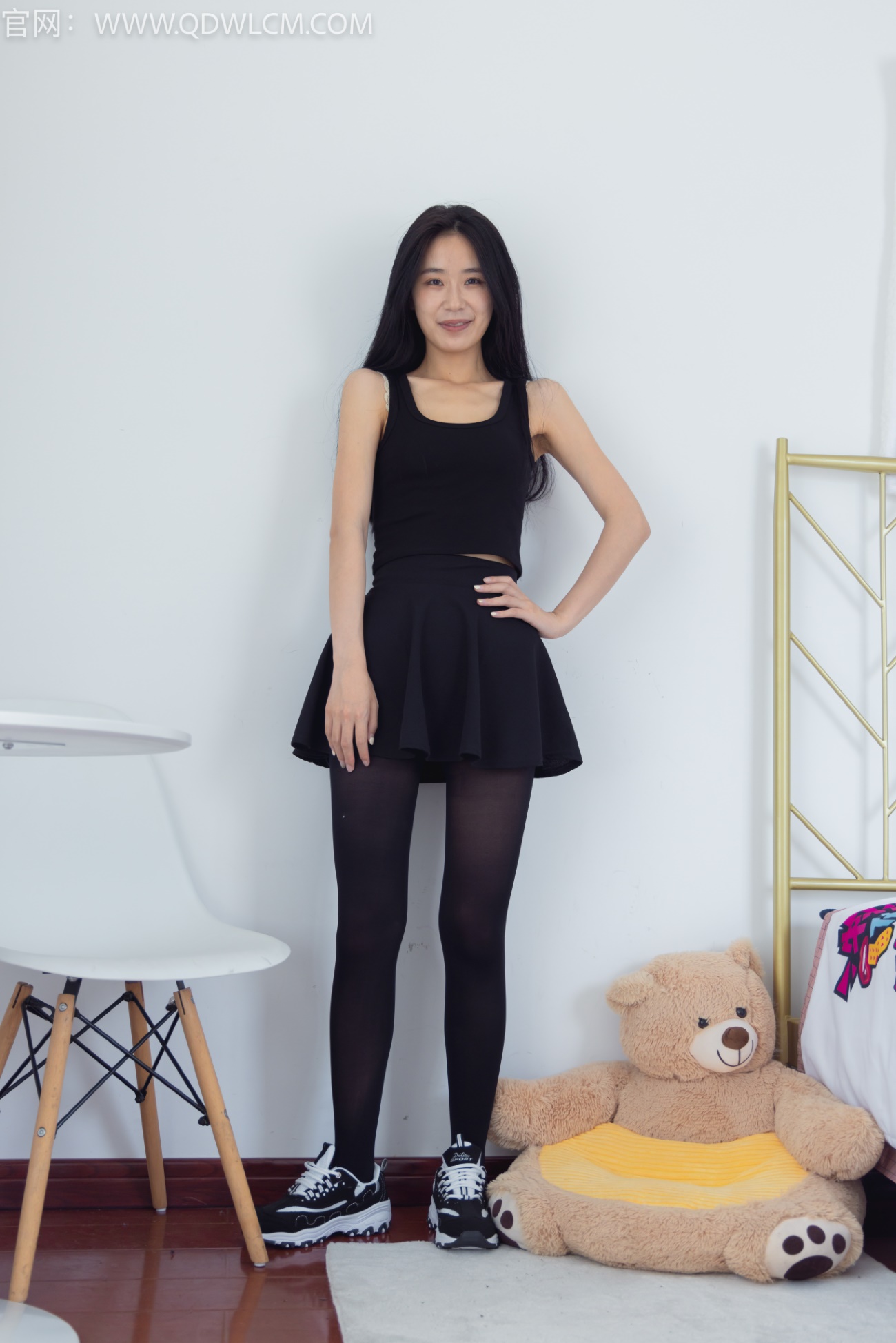 物恋传媒 NO.1390 菜菜-思念春日[151P/1V/3.68GB]