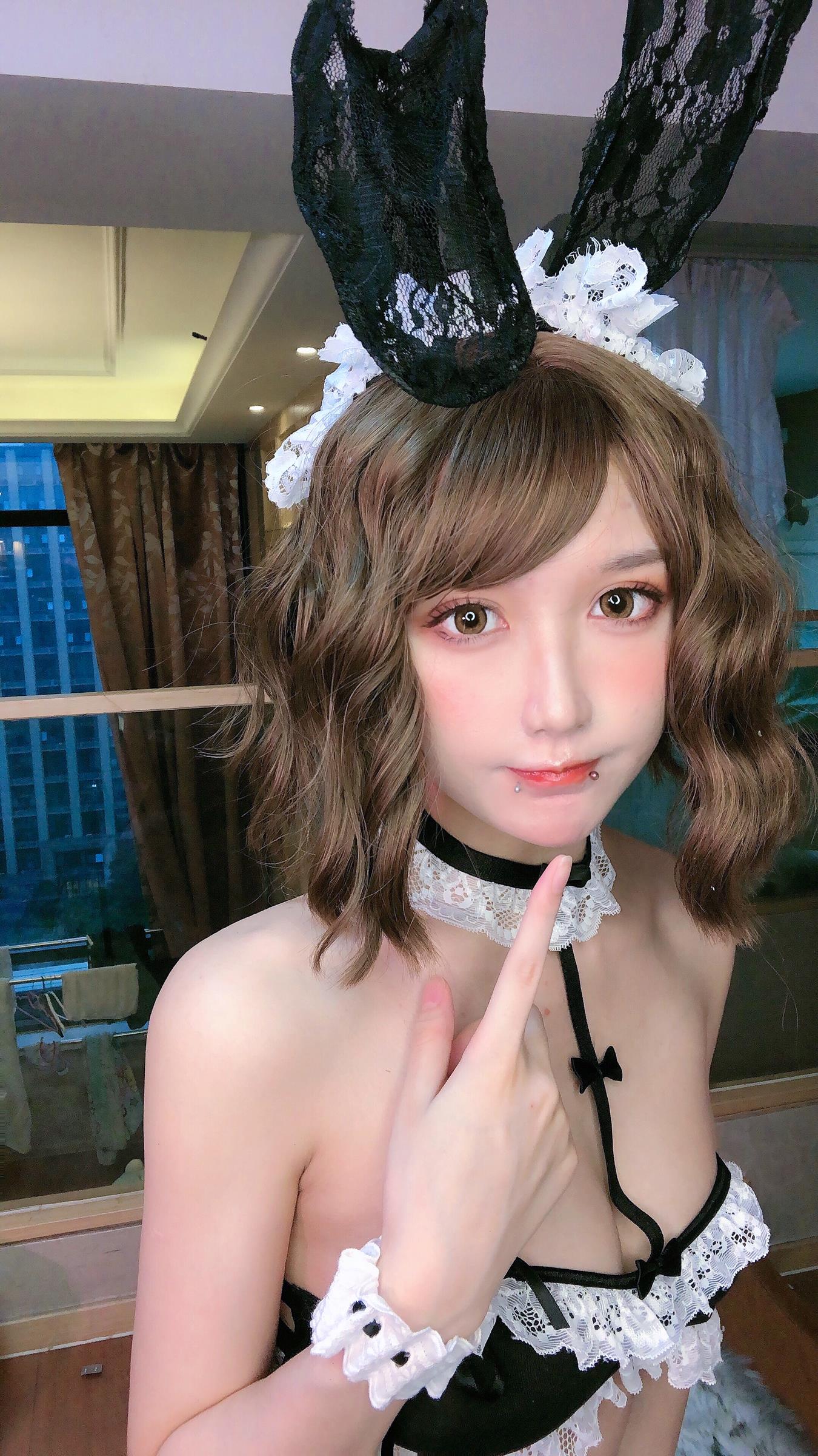 阿包也是兔娘 - 兔兔[14P/40MB]