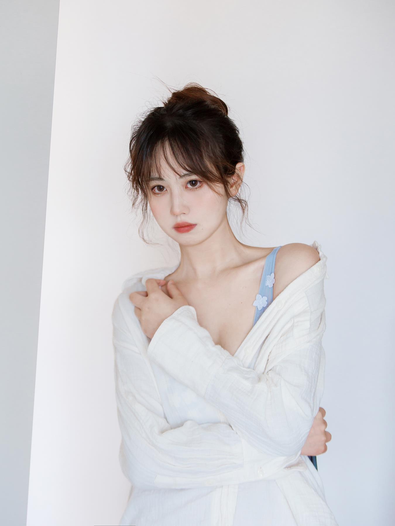 念雪ww - 居家蓝色[25P/255MB]