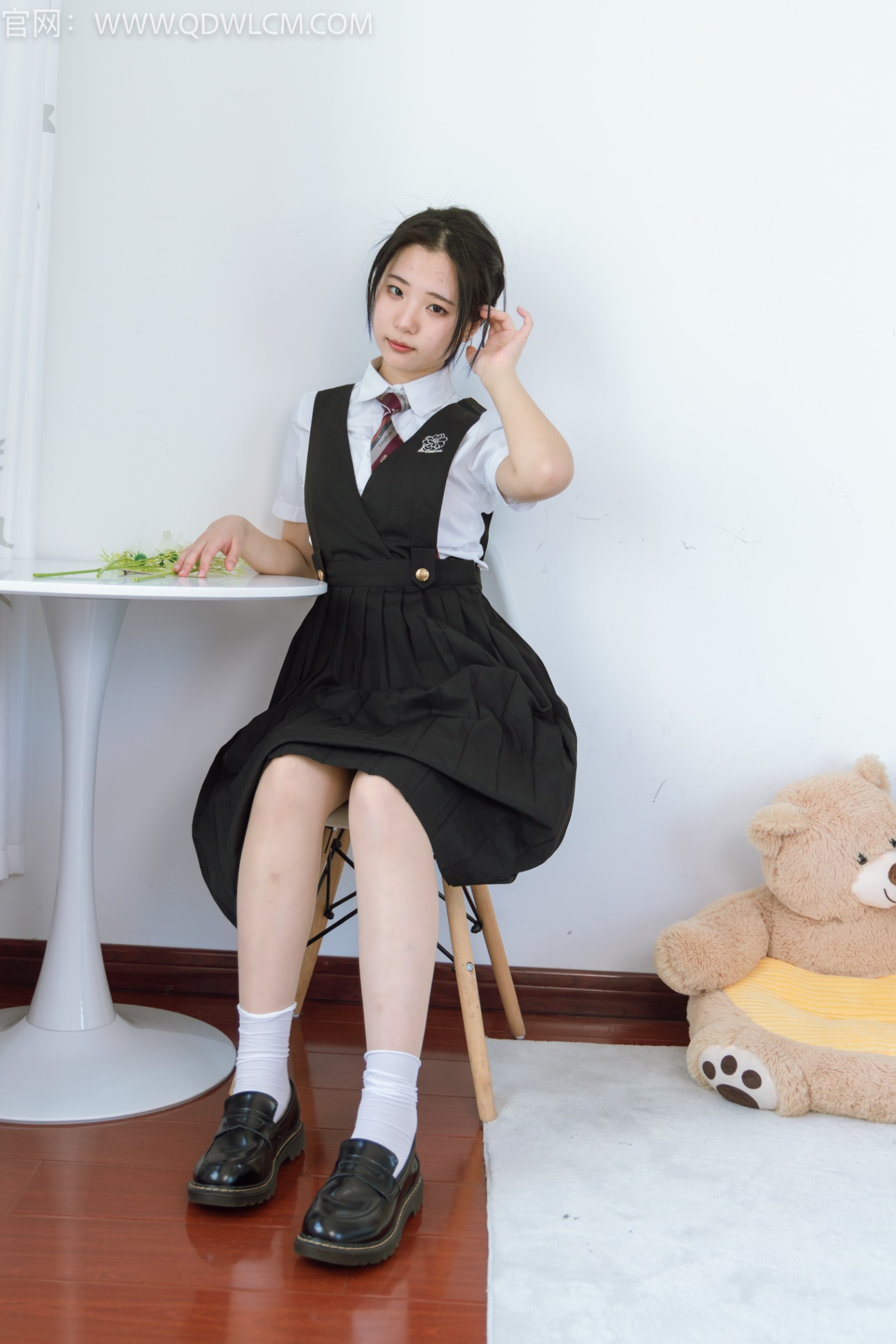 物恋传媒 NO.1349 姜姜-爱你一万年[150P/1V/3.72GB]