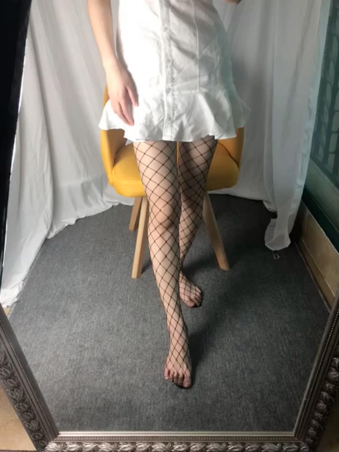 甜桃瑶瑶微密圈视图合集 [347P/9V/188MB]