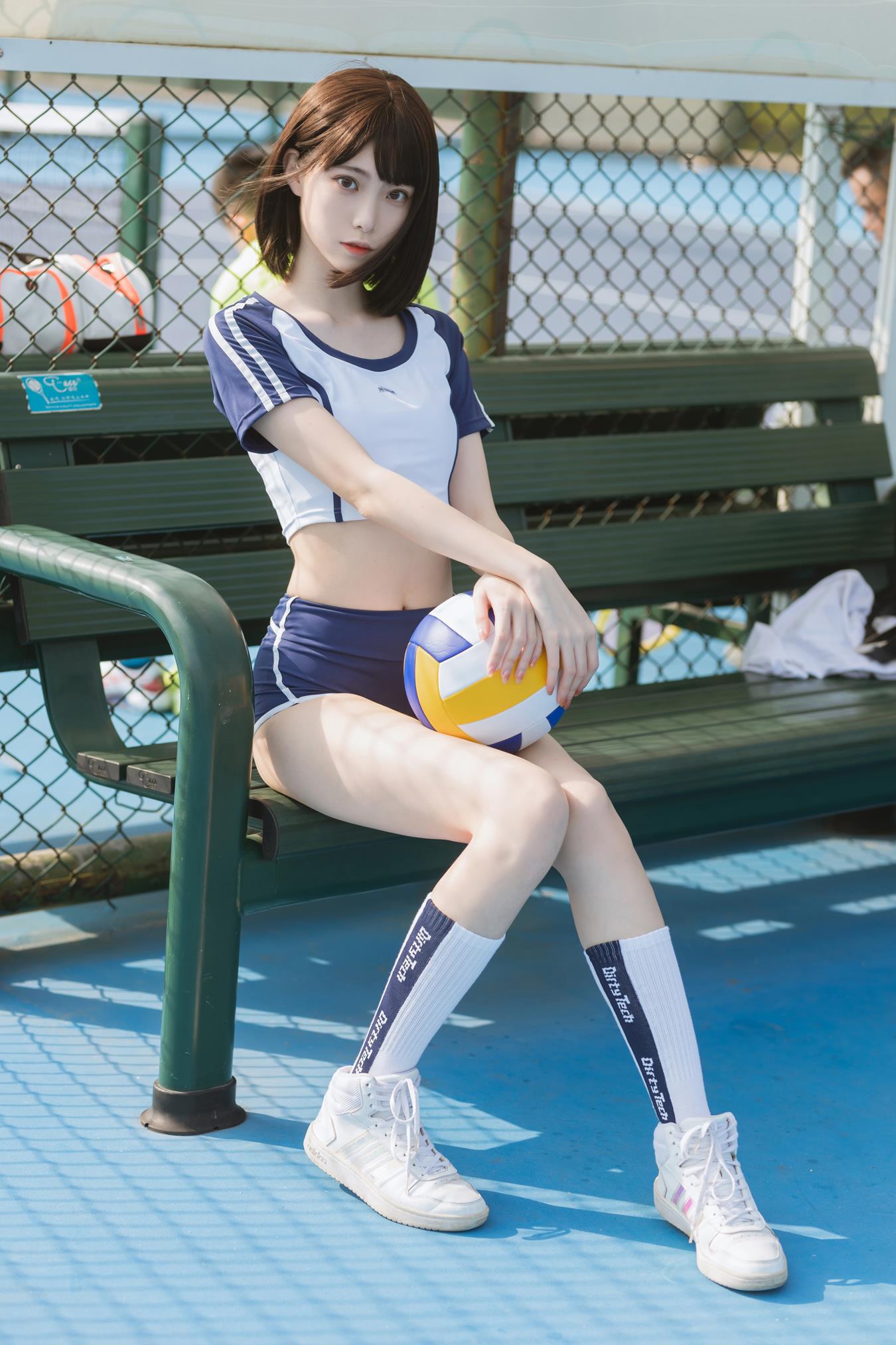 许岚(叁月life) - 夏日运动服[40P/462MB]