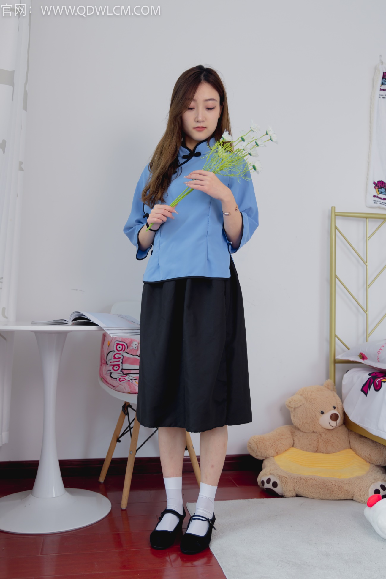 物恋传媒 NO.1386 芒芒-梦醒时分[183P/1V/3.95GB]