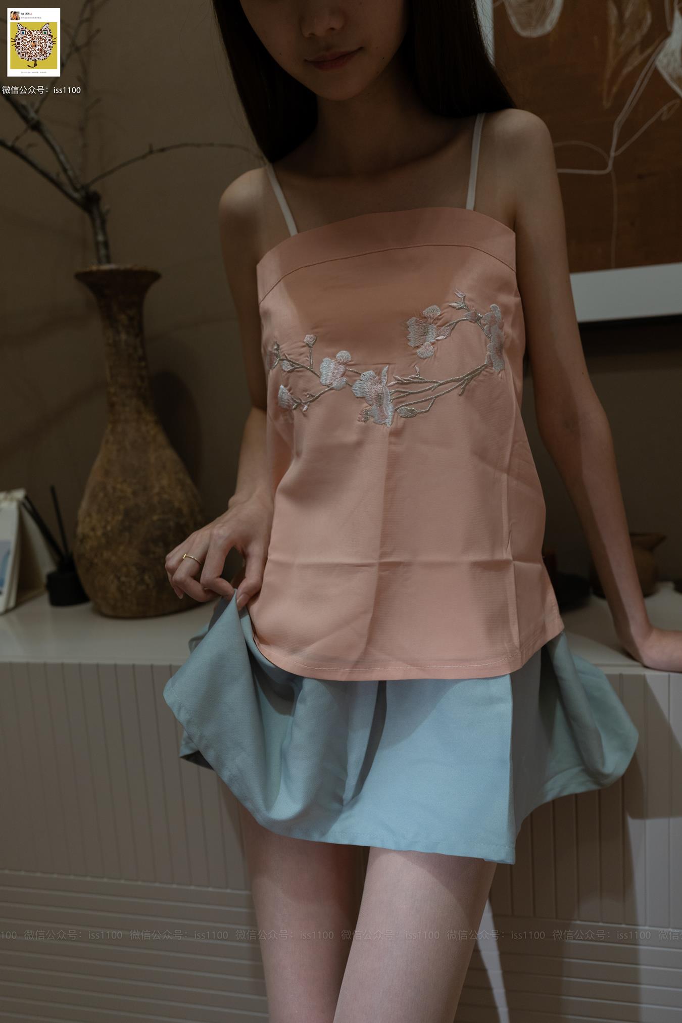 ISS系列 028 酸酸 汉服 [79P/795M]