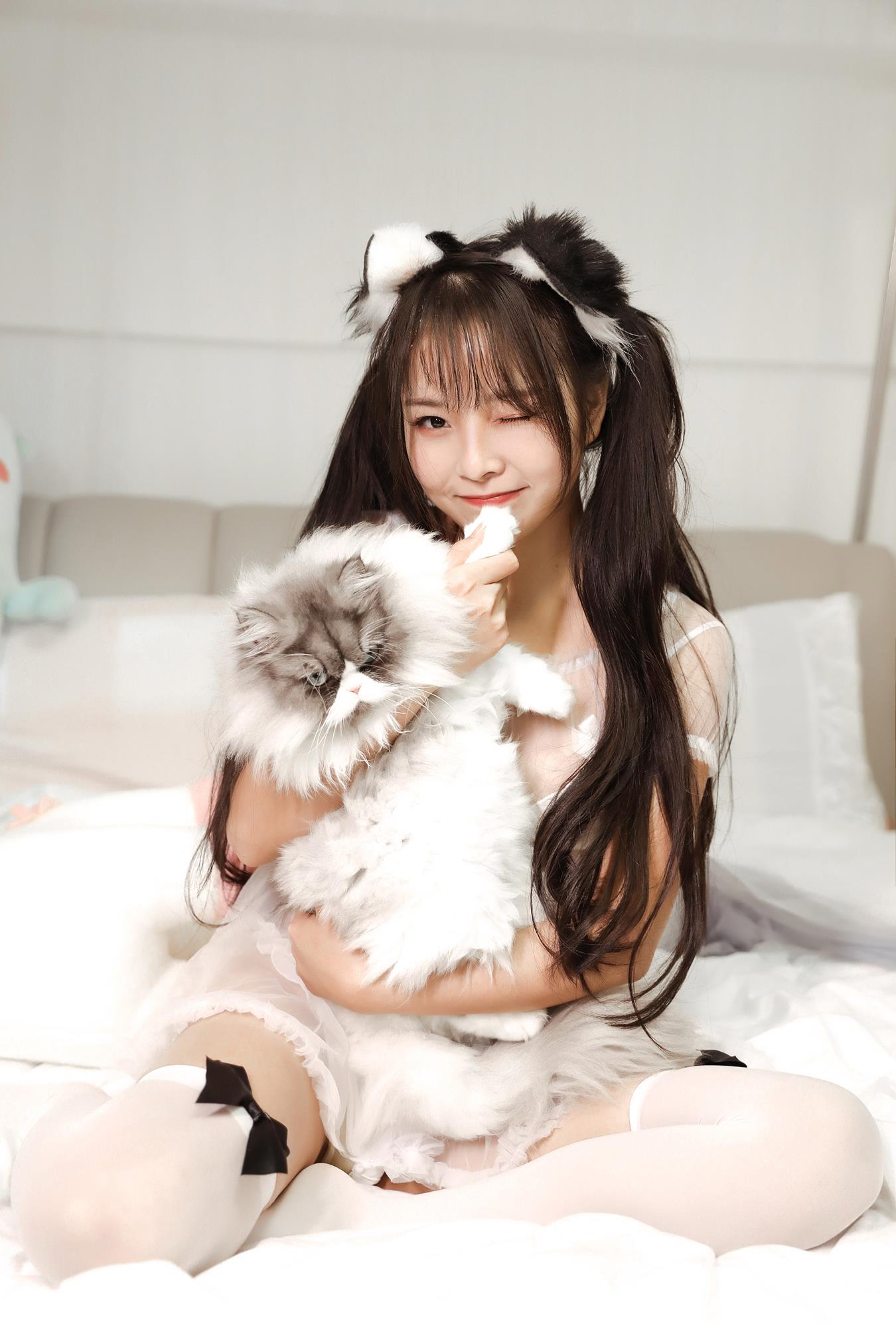 苏嫣嫣阿姨 - 白色猫耳头饰[10P/16MB]