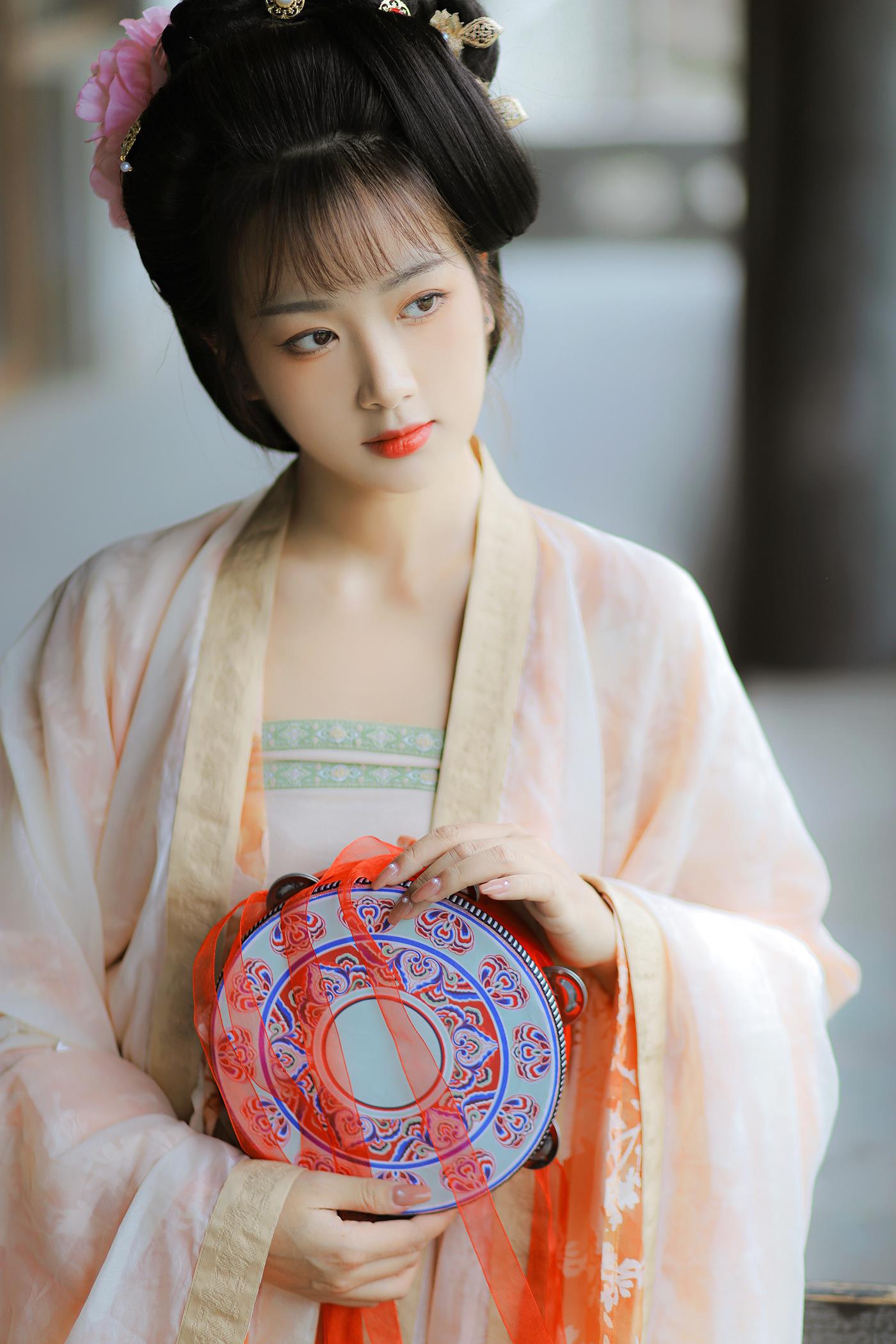 [YITUYU艺图语] 2022.01.29 清平调 栗子 [23P/174MB]