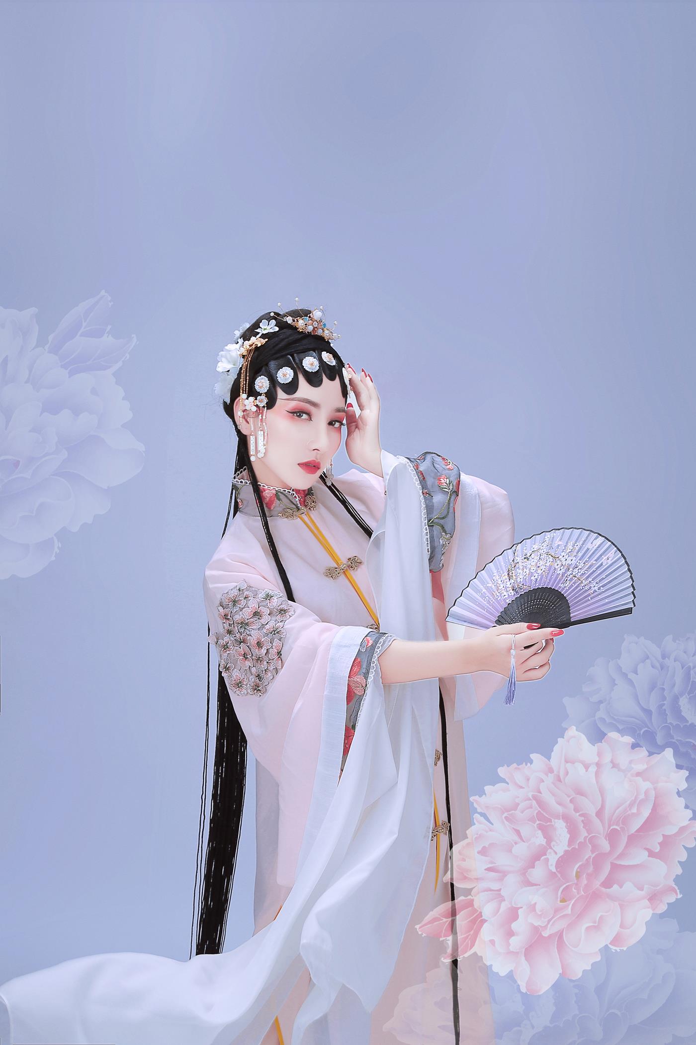 [YITUYU艺图语] 2022.02.10 花无尘 唯宝 [22P/271MB]