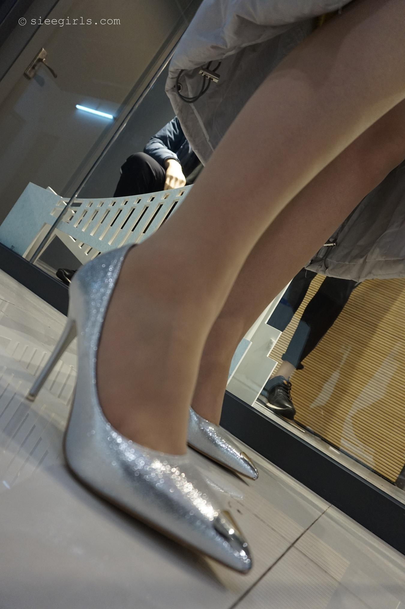 [SIEE丝意]新刊 NO.026 依依 银色高跟鞋[83P/352MB]