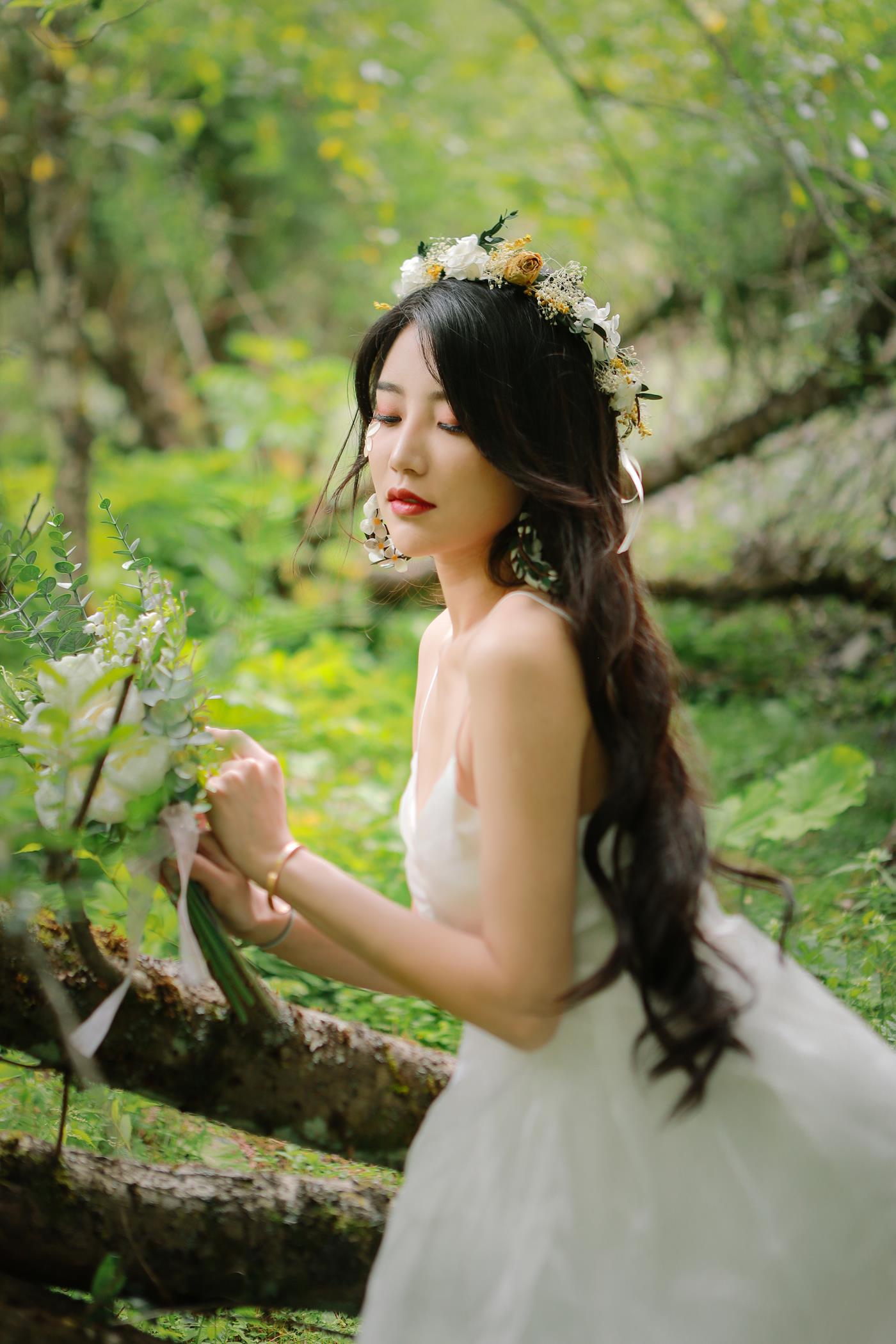 [YITUYU艺图语] 2022.02.02 夏风如歌 婷婷 [34P/443MB]