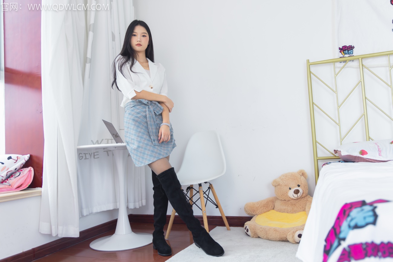 物恋传媒 NO.1366 小竹-认真的雪花[146P/1V/3.10GB]