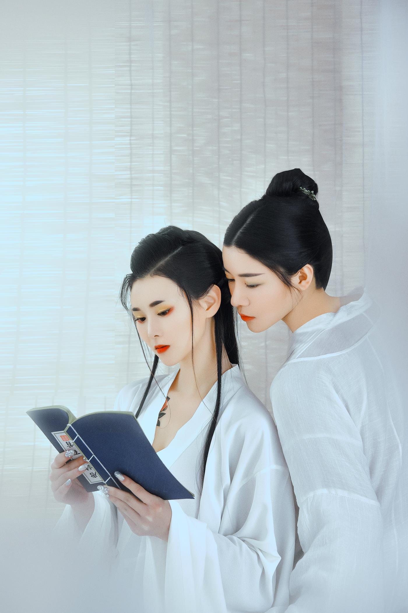 [YITUYU艺图语] 2022.01.29 双玉隐 欣宝 [19P/333MB]