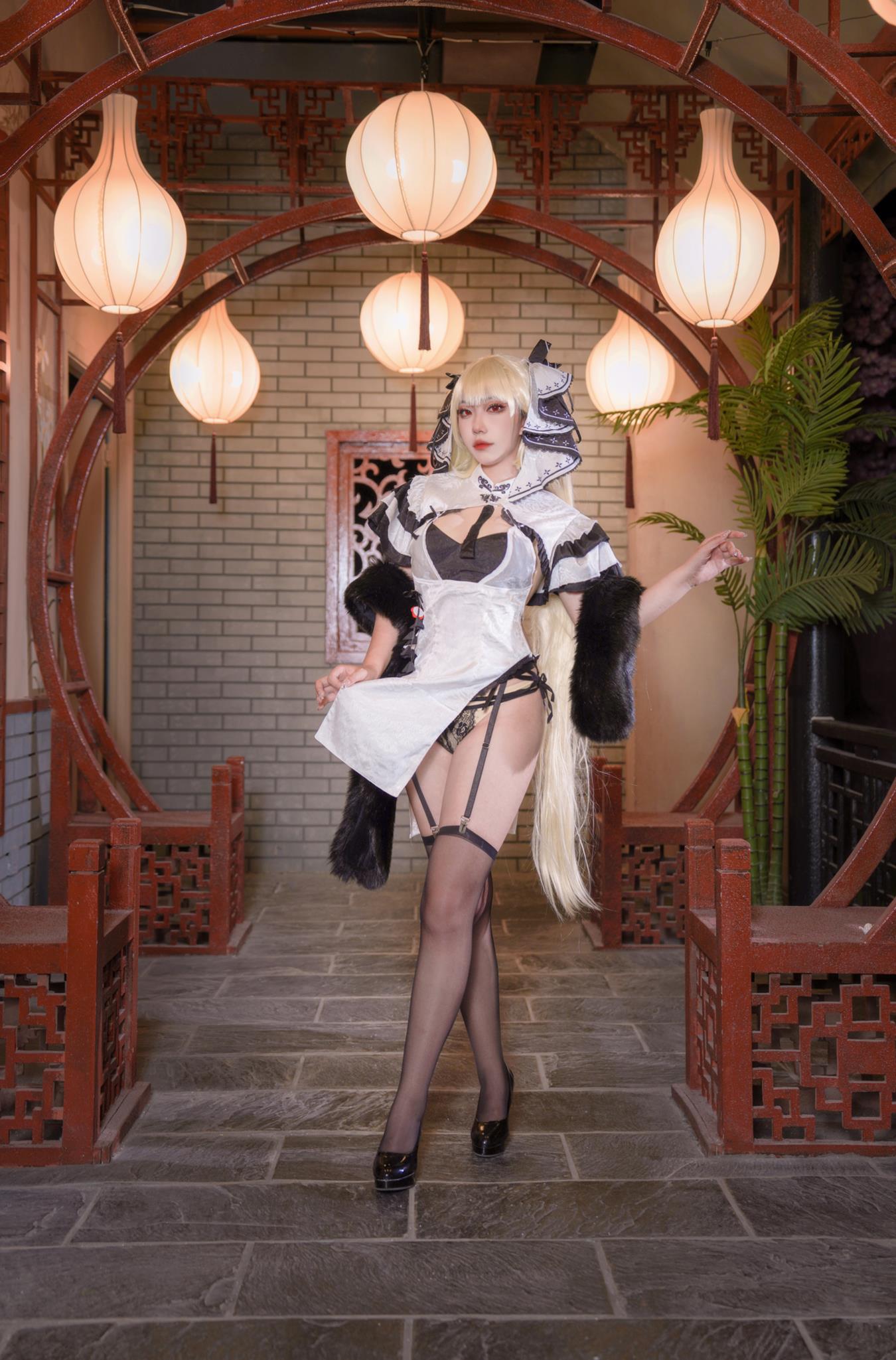 Ho_biiibo  可畏旗袍 [25P/2V/405MB]