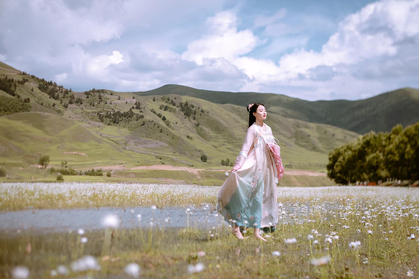 [YITUYU艺图语] 2022.02.03 踏青 婷婷 [22P/243MB]