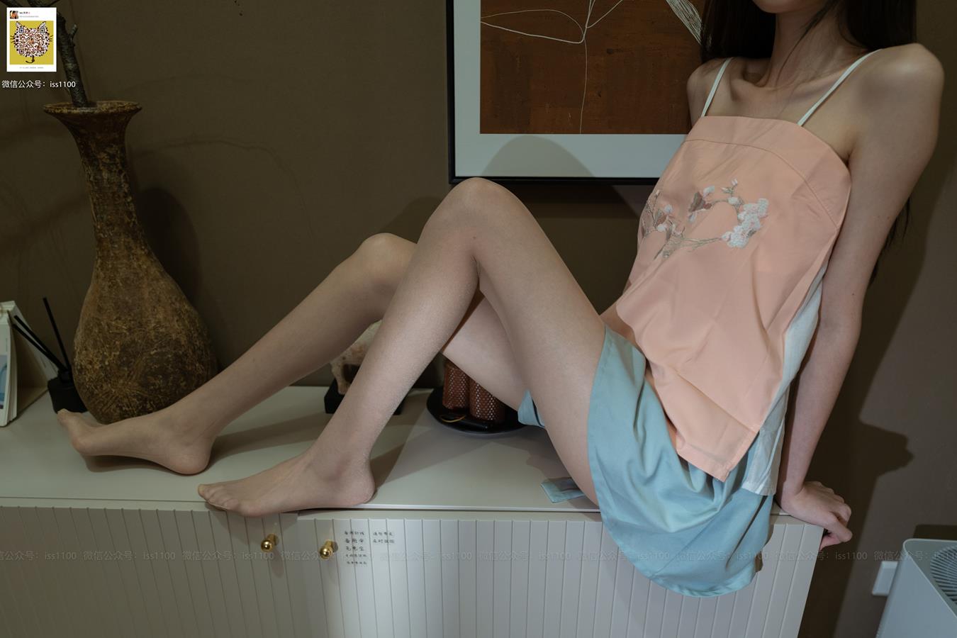 ISS系列 028 酸酸 汉服 [79P/795M]