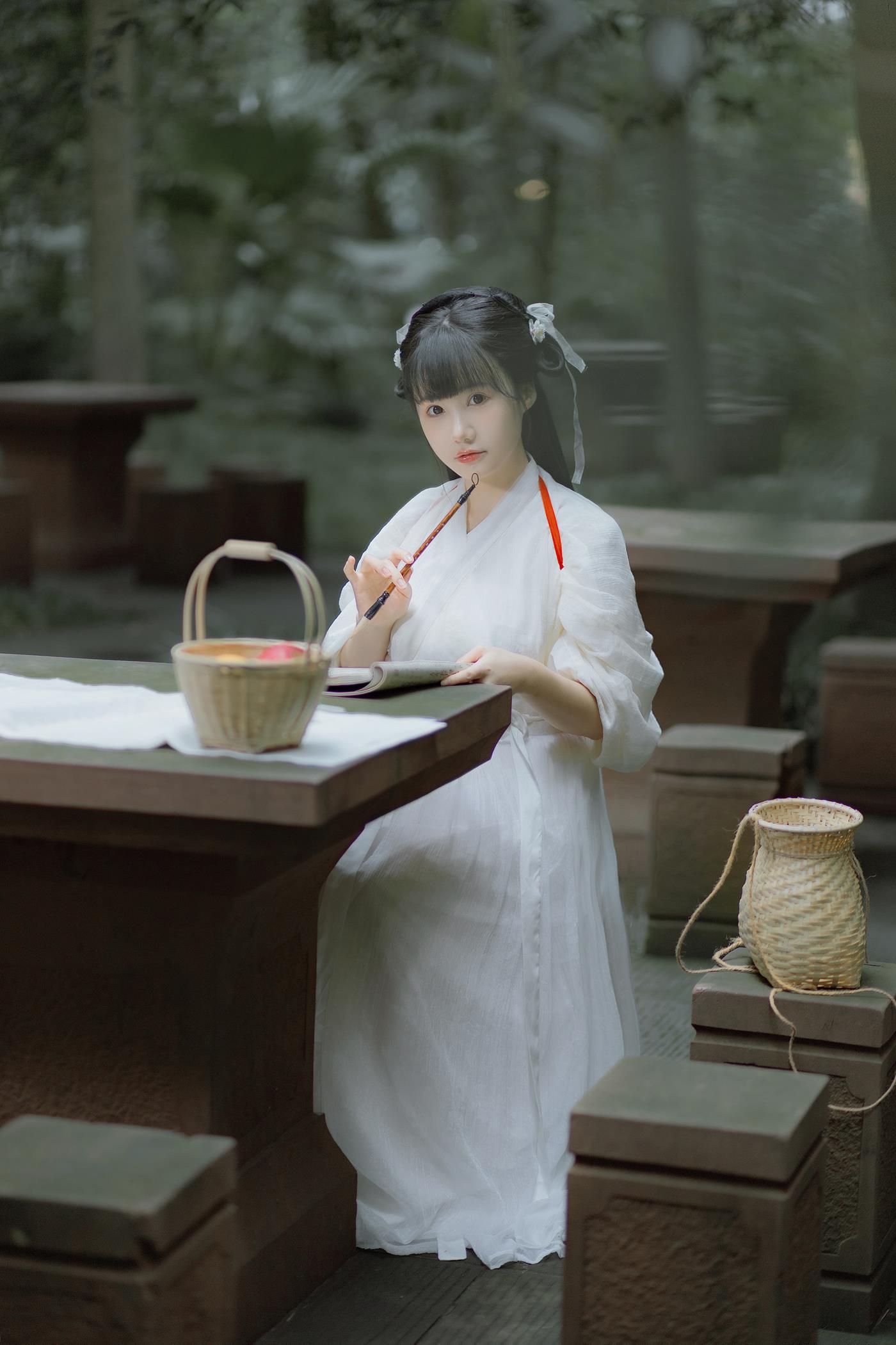 [YITUYU艺图语] 2022.01.18 豆蔻年华 周小兔呀 [23P/208MB]
