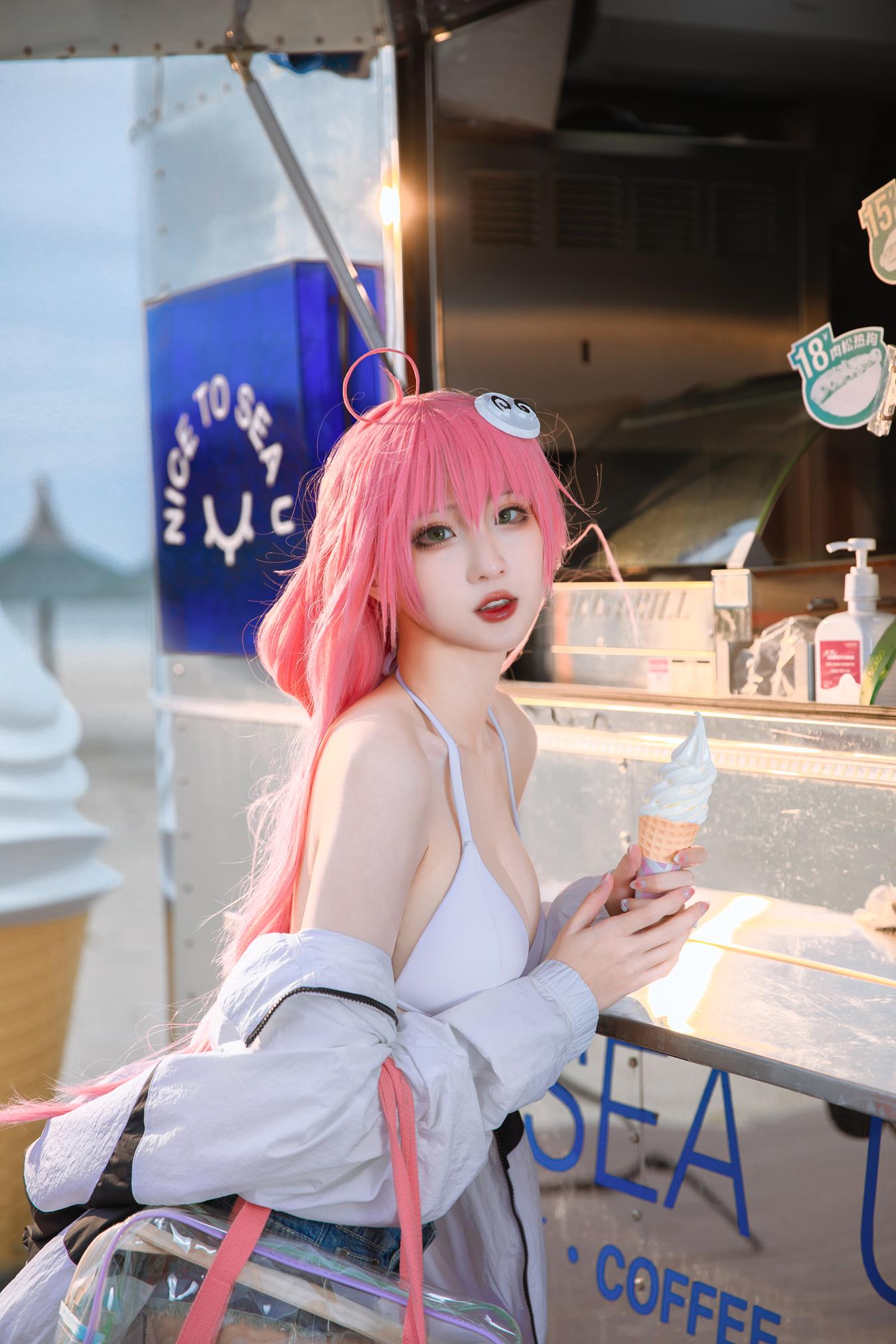 瓦斯塔亚小龙虾  水着 [27P/398MB]