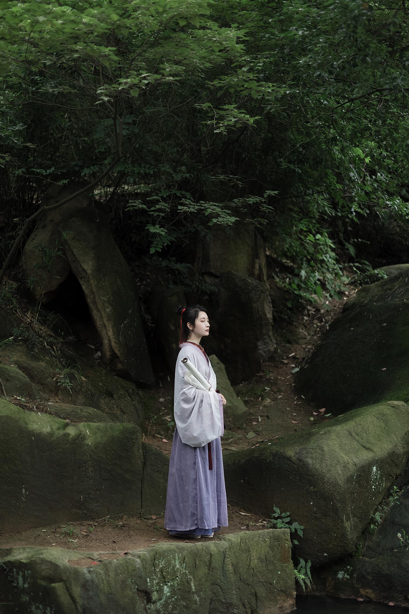 [YITUYU艺图语] 2022.01.27 叶底藏花一度 梦里踏雪几回 五月 [23P/524MB]