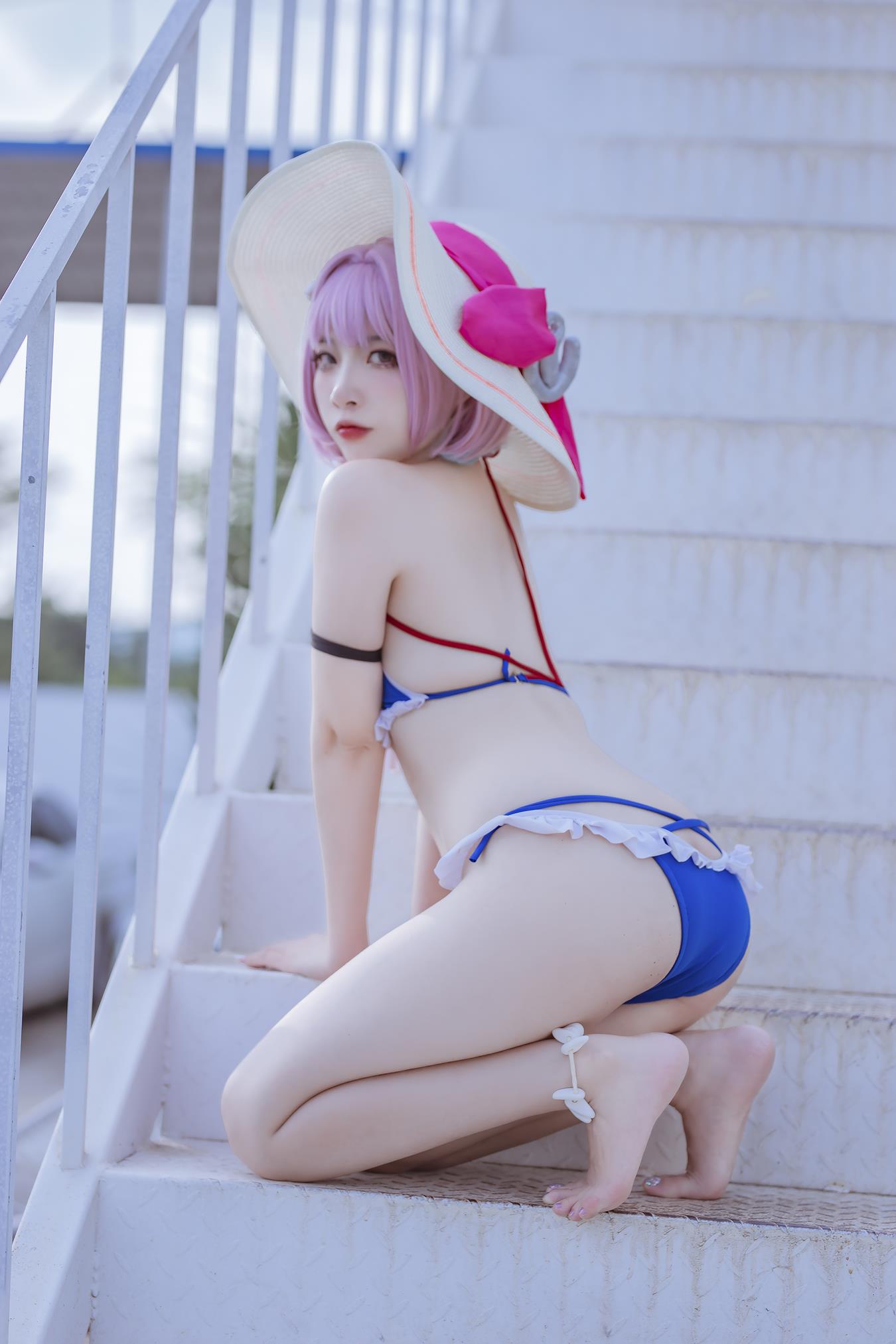 人气Coser二佐Nisa 碧蓝 塔尔图泳装 [23P/130MB]