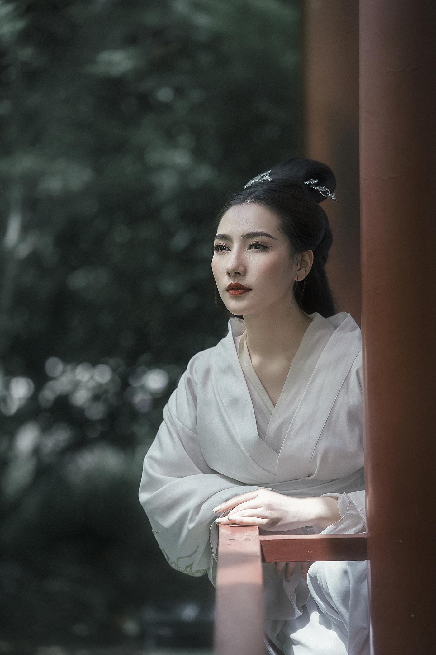 [YITUYU艺图语] 2022.01.18 玉竹隐 唯宝 [22P/665MB]