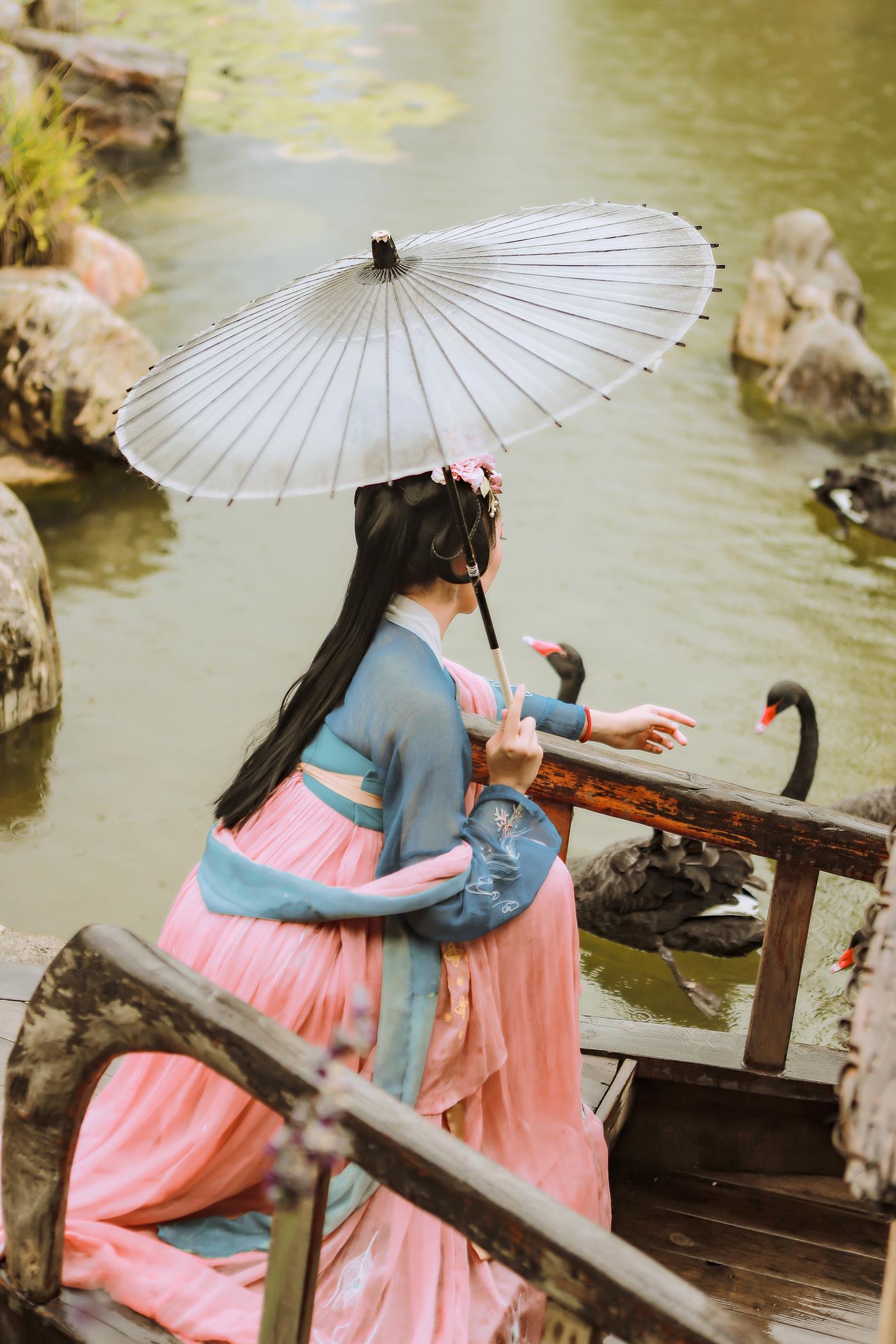 [YITUYU艺图语] 2022.01.26 晚风庭院 陌夕 [28P/380MB]