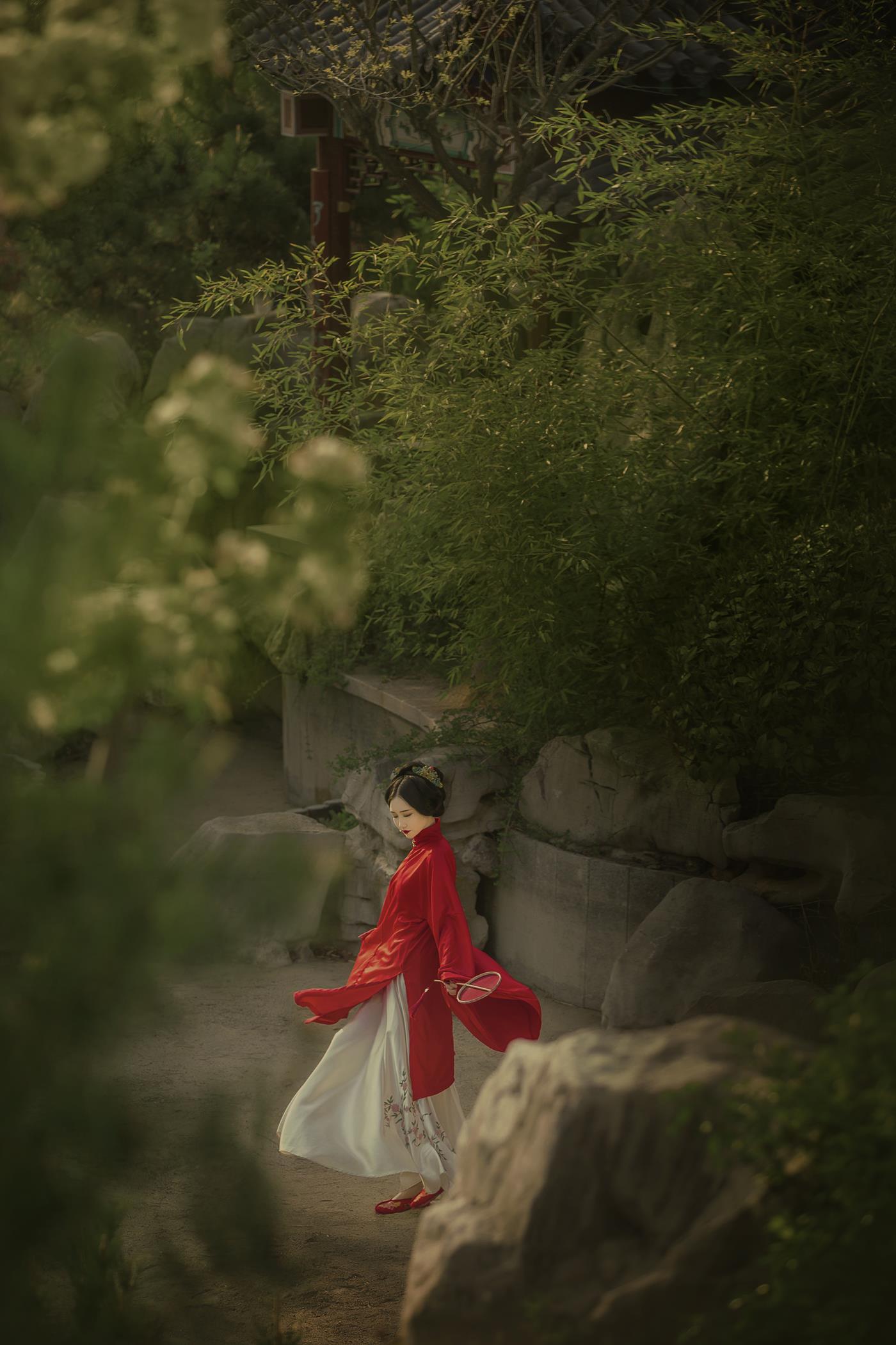 [YITUYU艺图语] 2022.02.09 满院春 娜宝 [23P/154MB]