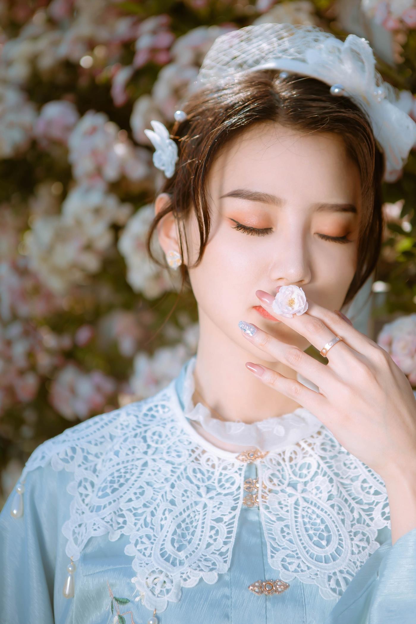 [YITUYU艺图语] 2022.02.08 人间四月天 婷婷 [25P/61MB]