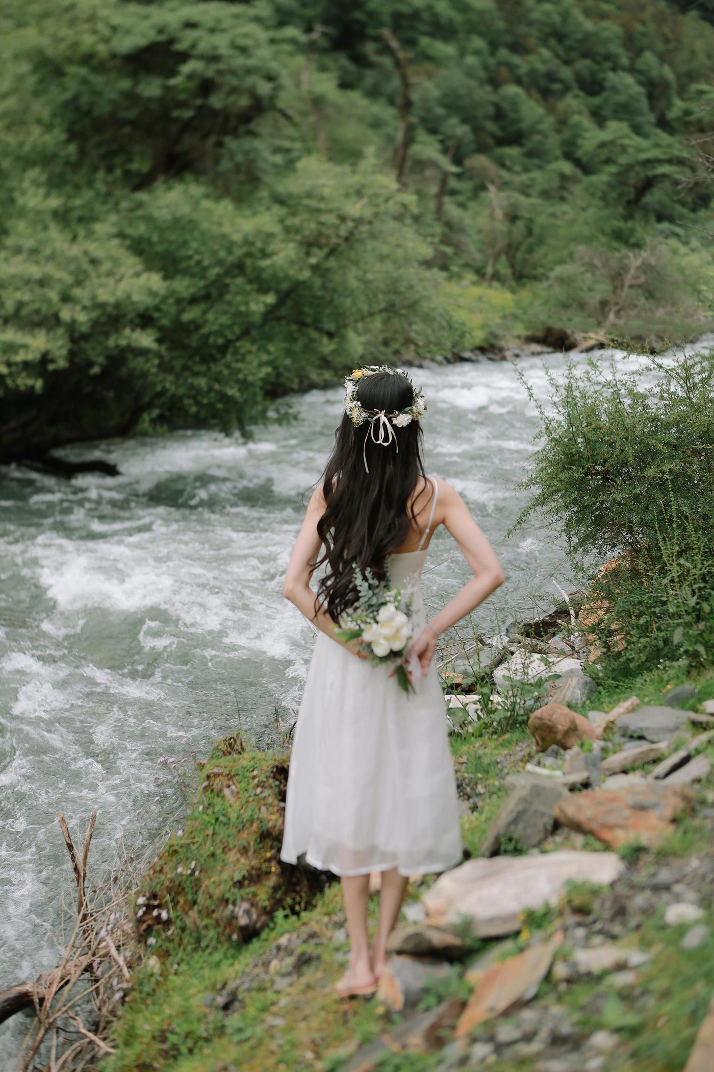 [YITUYU艺图语] 2022.02.02 夏风如歌 婷婷 [34P/443MB]