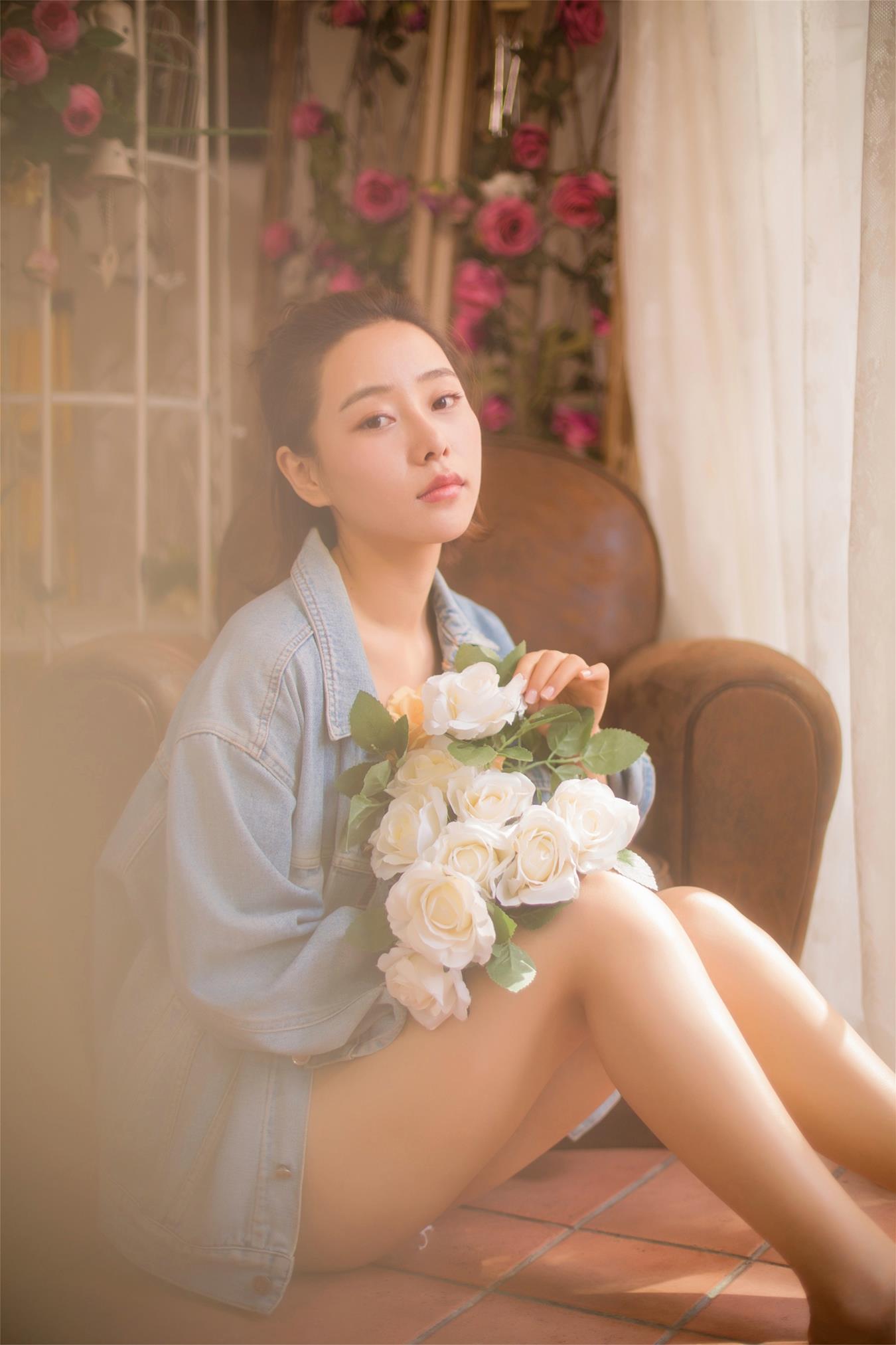 [YALAYI雅拉伊]2022.12.08 NO.990 不负遇见 小乔[36+1P/203MB]