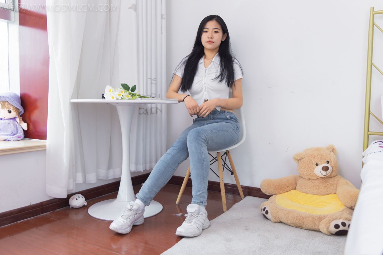 物恋传媒 NO.1398 穗穗-时光岁月[154P/1V/3.75GB]