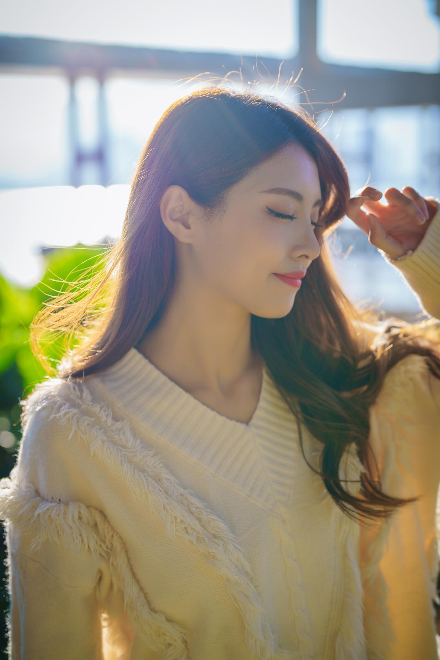 [YITUYU艺图语] 2022.02.03 一叶知秋，秋日水杉树，红色烂漫 滕静 [50P/1.01G]