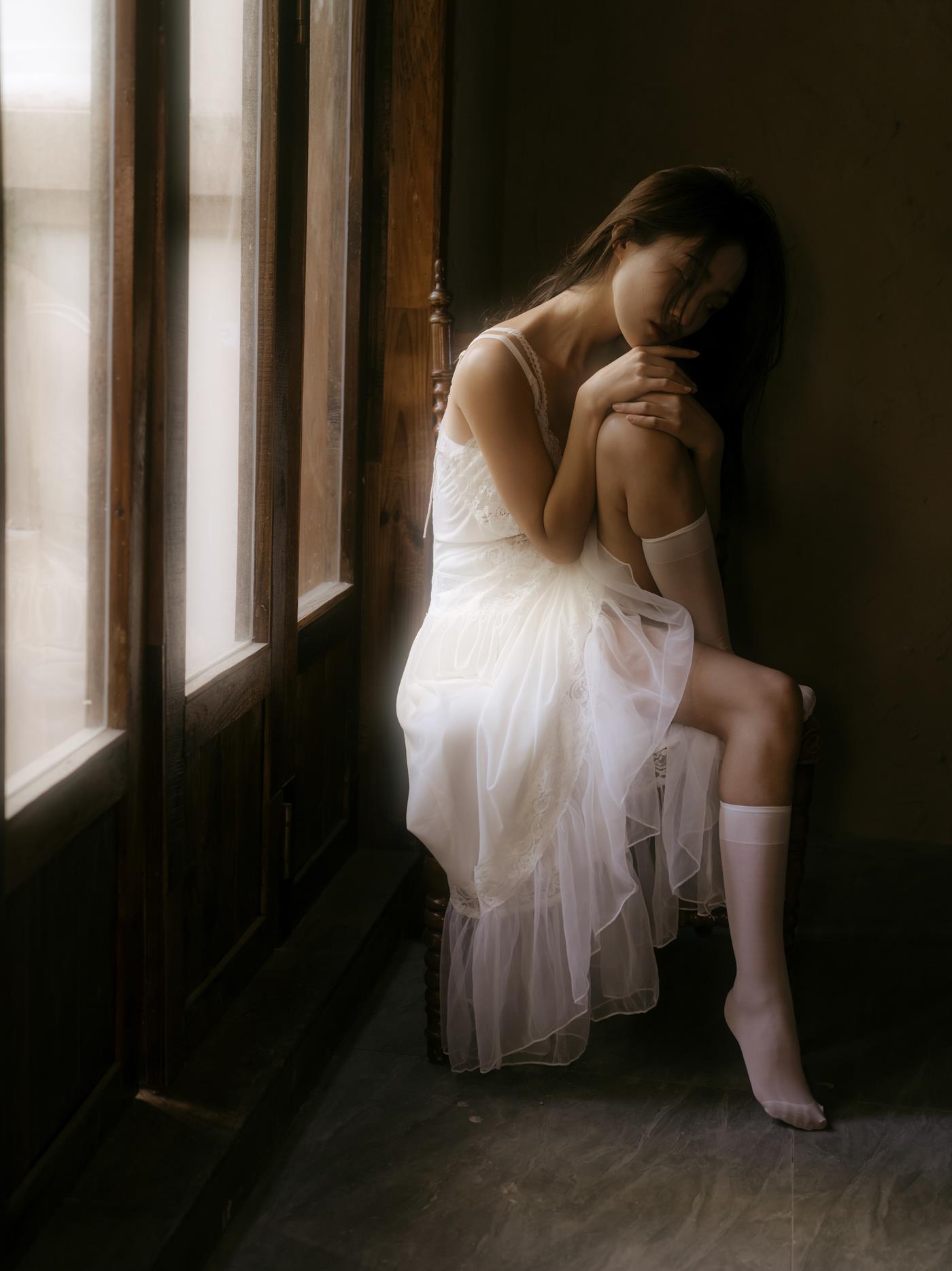 [YITUYU艺图语] 2022.01.25 窗影阑珊的梦 陈年 [44P/571MB]